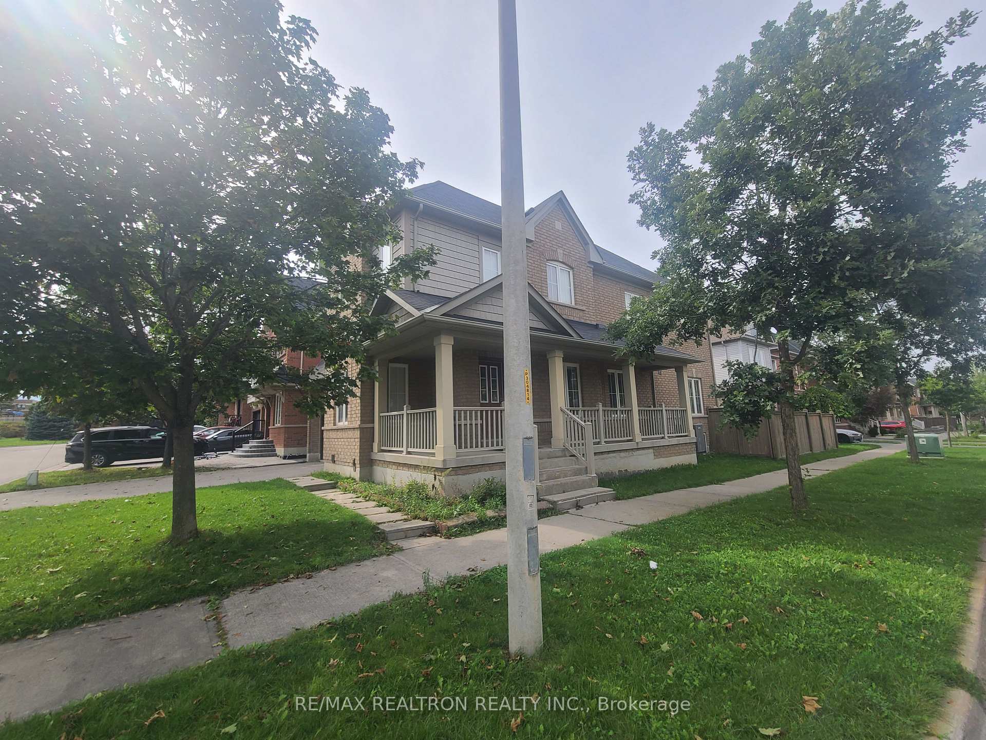 Photo 23 of 17 Mcginty Avenue, Ajax, Central East — HOMEH