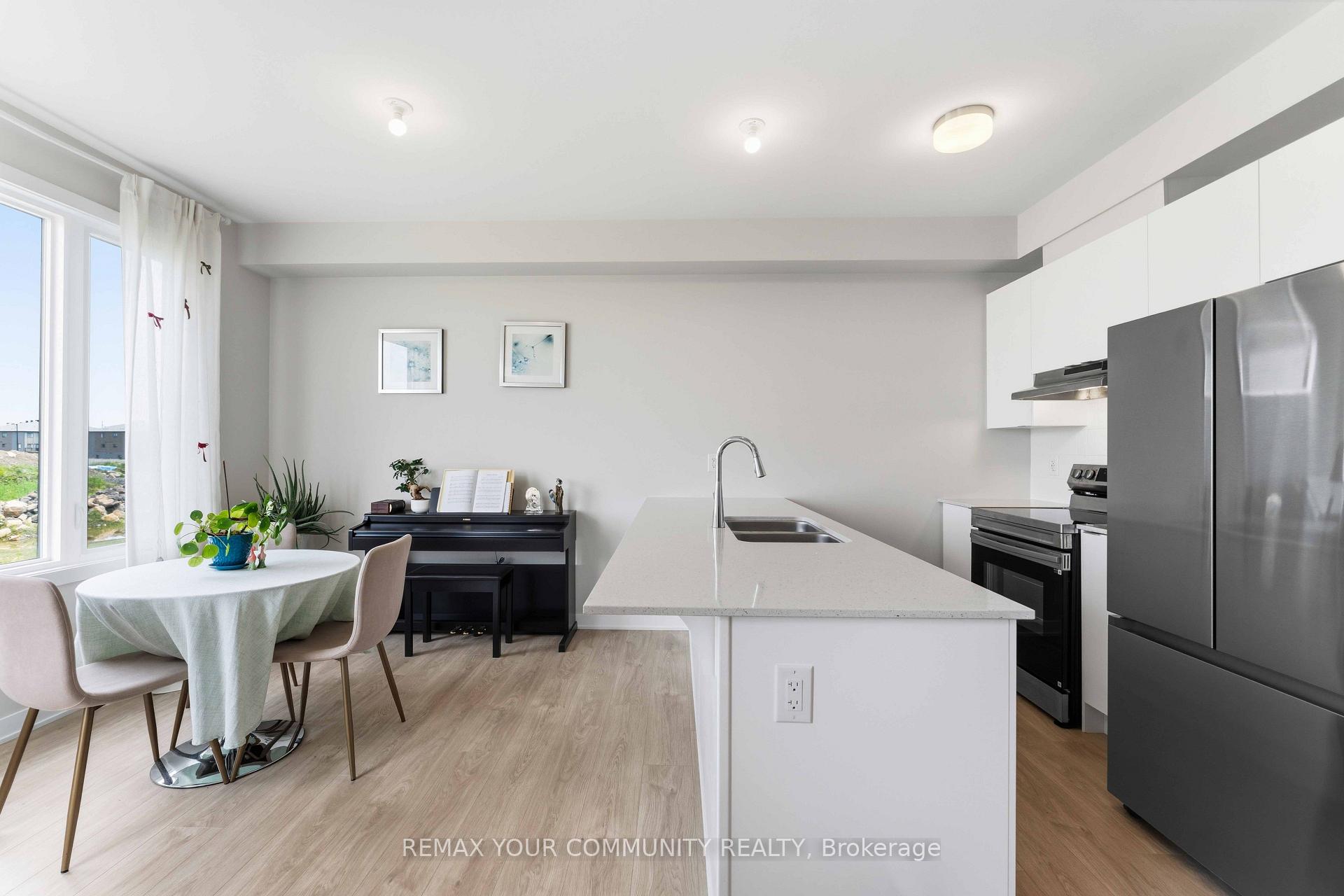 Photo 8 of 859 Andesite Terrace, Ottawa, Barrhaven - Half Moon Bay — HOMEH