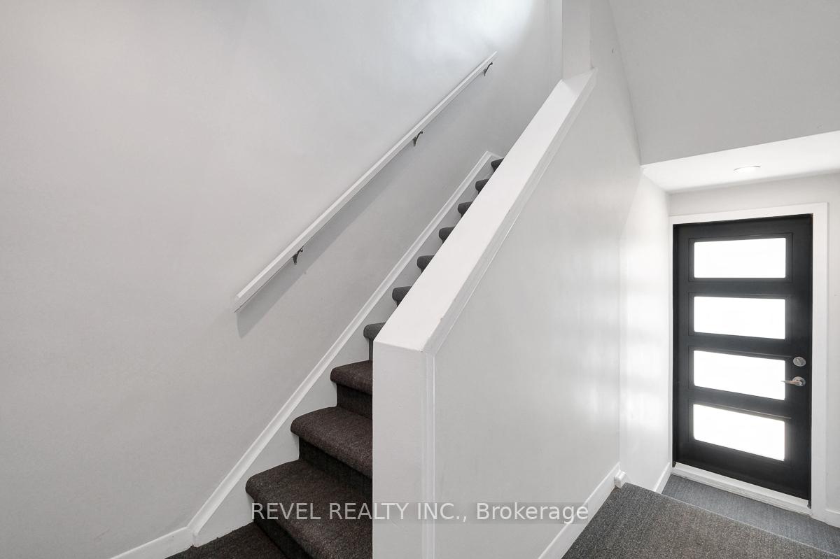 Photo 4 of 63 Findlay Avenue, Ottawa, Glebe — HOMEH