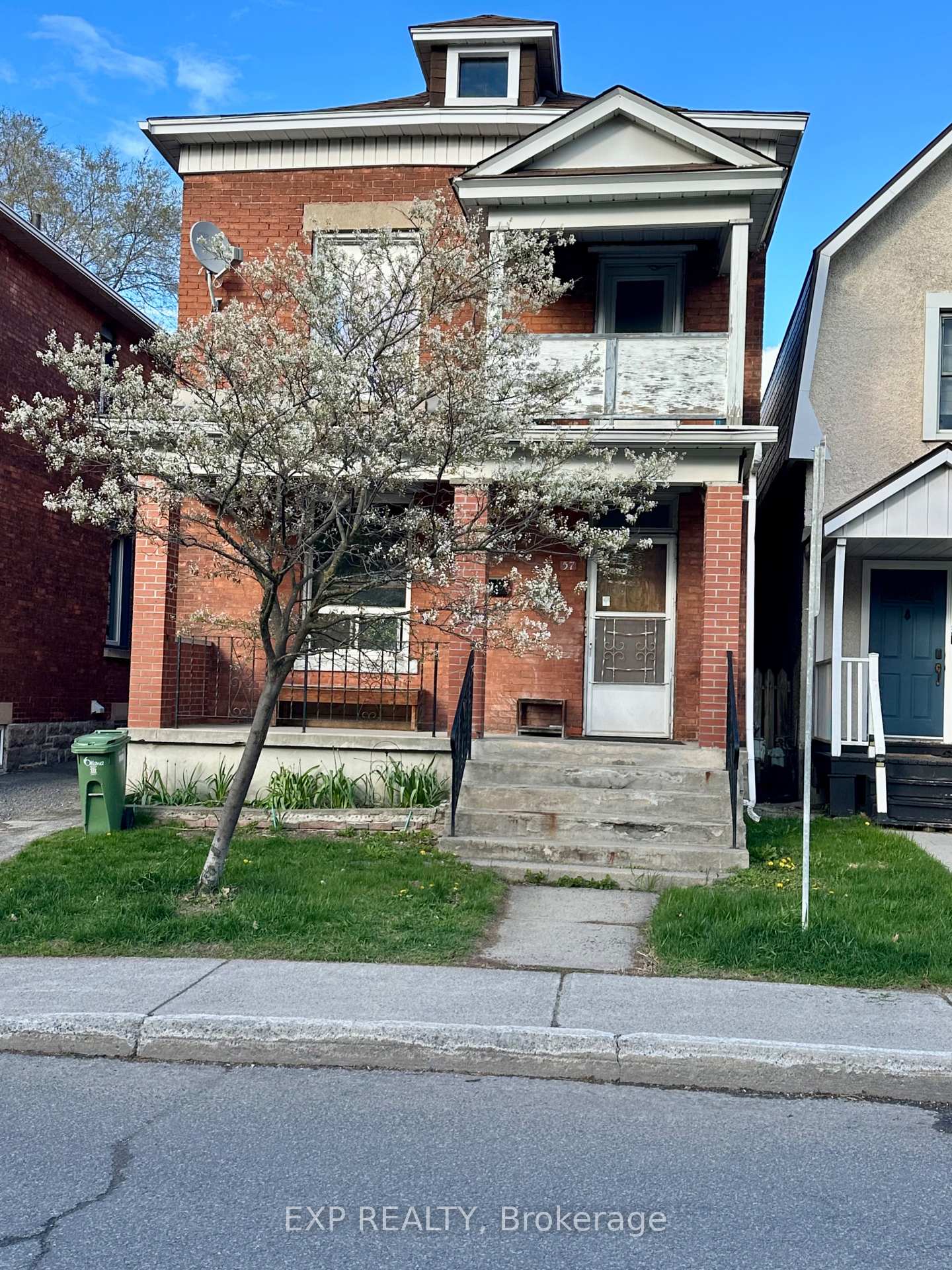 Photo of 57 Spadina Avenue