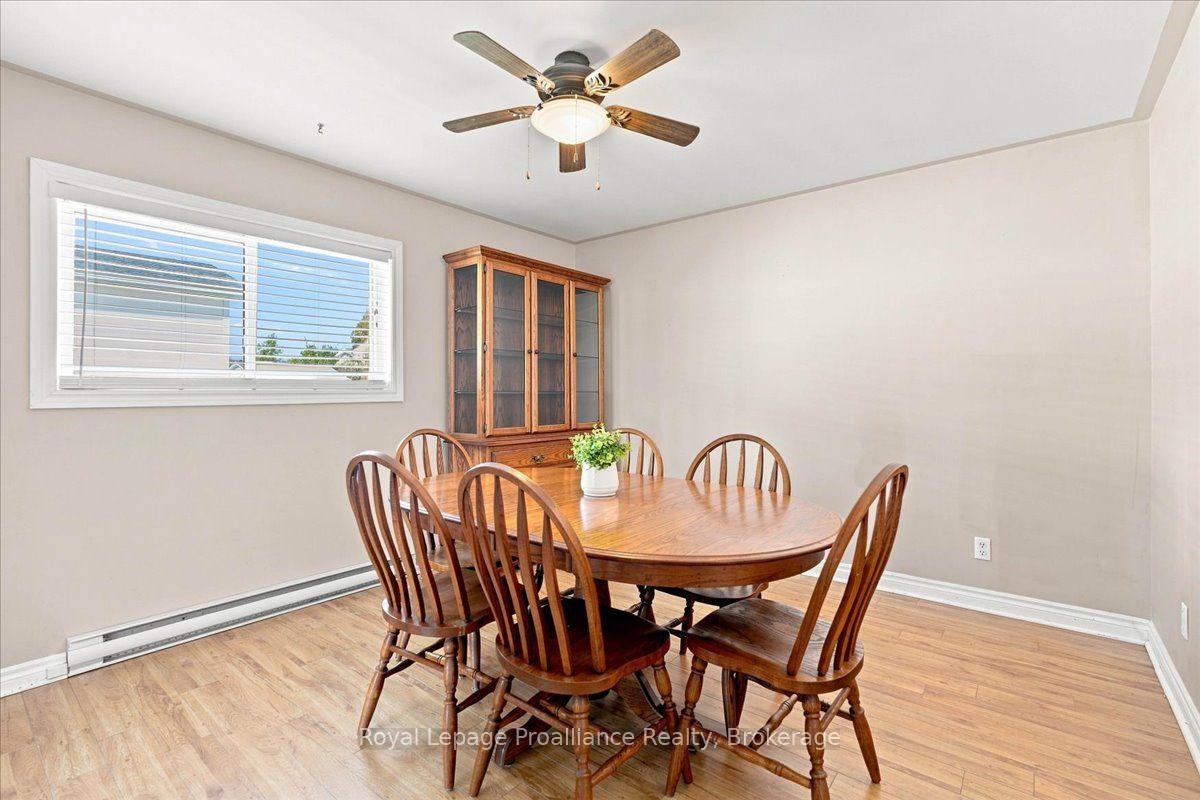 Photo 13 of 10 Nightingale Lane, Quinte West, Sidney Ward — HOMEH