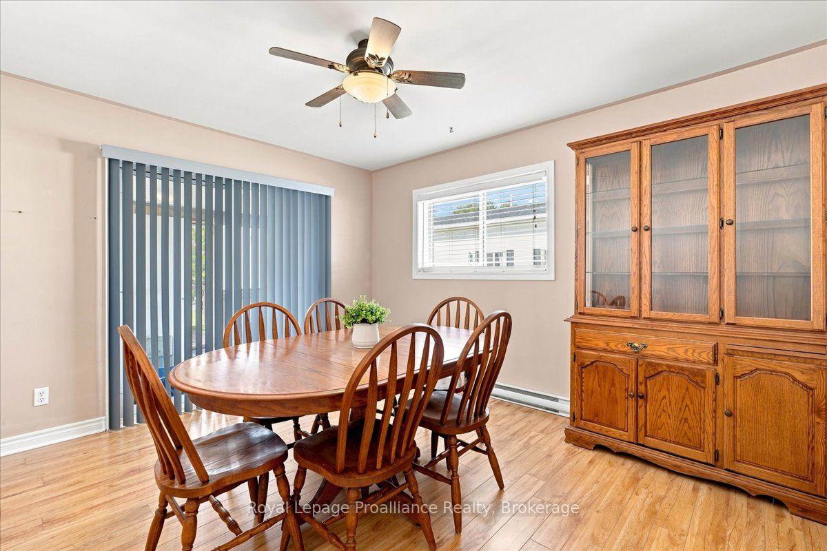 Photo 14 of 10 Nightingale Lane, Quinte West, Sidney Ward — HOMEH