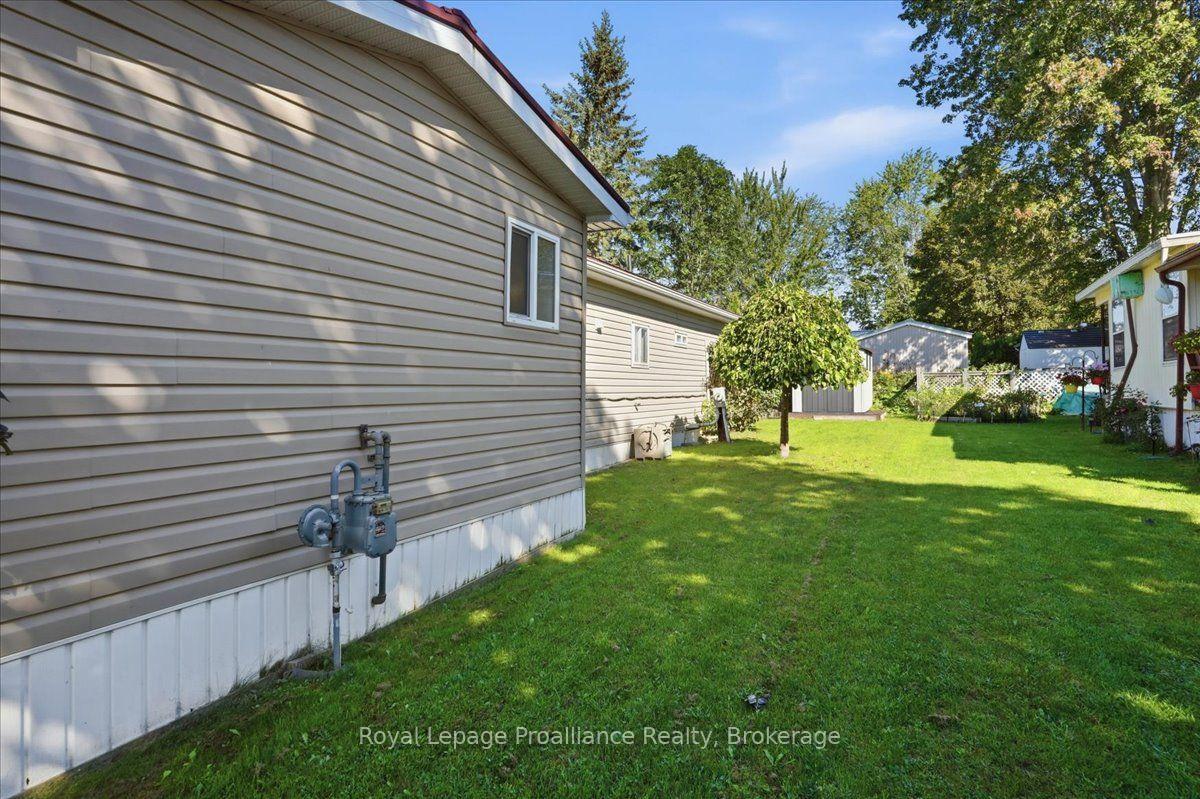 Photo 27 of 10 Nightingale Lane, Quinte West, Sidney Ward — HOMEH
