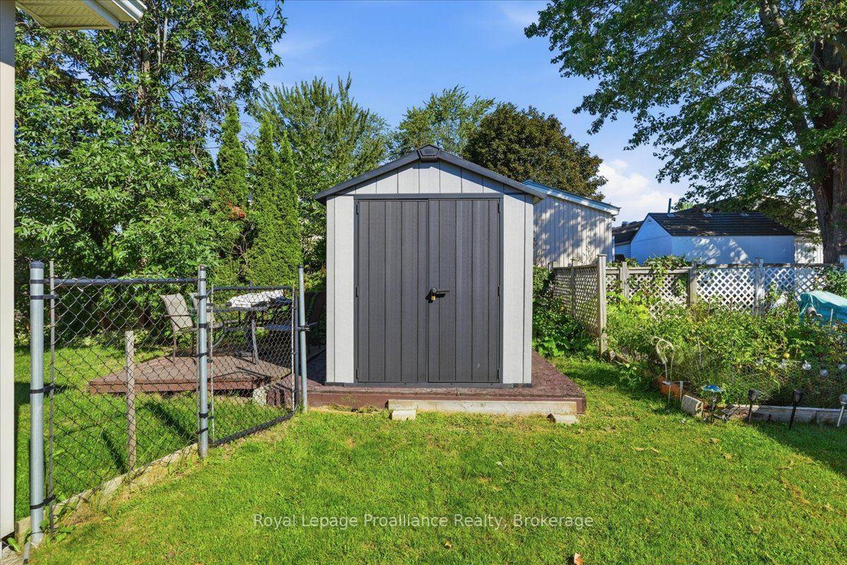 Photo 29 of 10 Nightingale Lane, Quinte West, Sidney Ward — HOMEH
