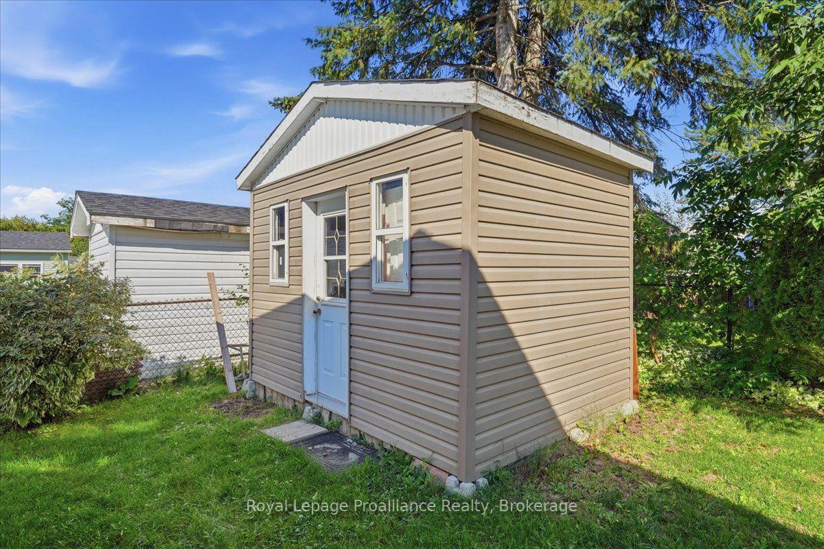 Photo 31 of 10 Nightingale Lane, Quinte West, Sidney Ward — HOMEH