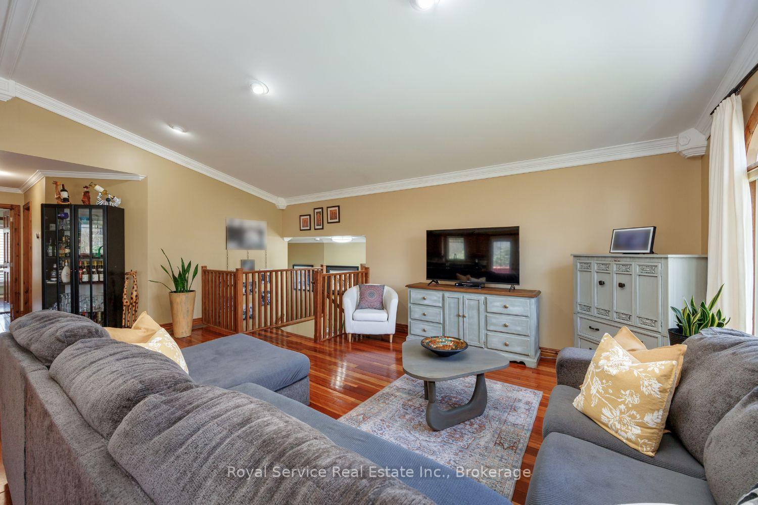 Photo 15 of 821 Kimberly Drive, Selwyn — HOMEH