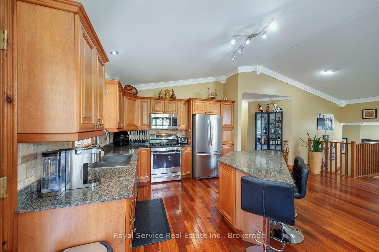 Photo 19 of 821 Kimberly Drive, Selwyn — HOMEH