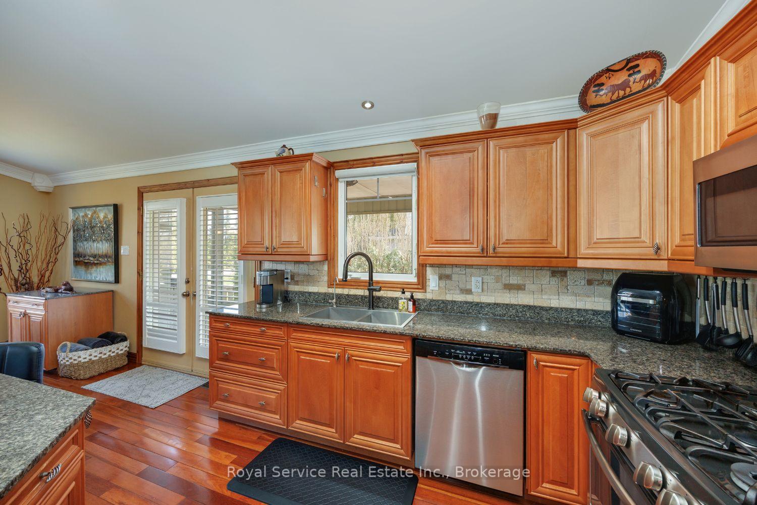 Photo 21 of 821 Kimberly Drive, Selwyn — HOMEH