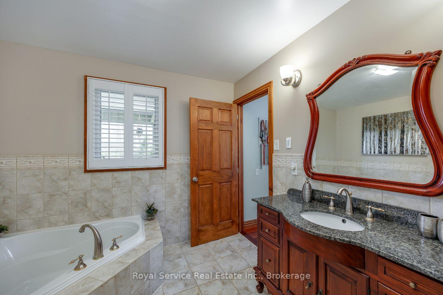 Photo 34 of 821 Kimberly Drive, Selwyn — HOMEH