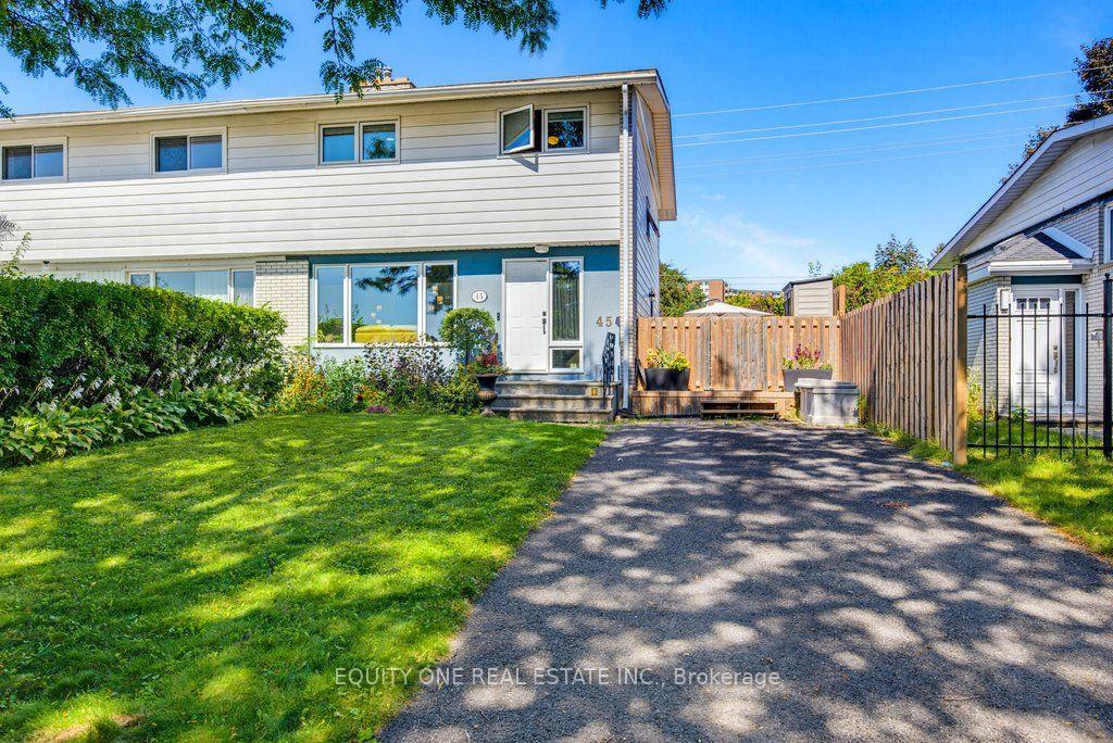 Photo 3 of 45 Southview Crescent, Ottawa, Borden Farm/Stewart Farm/Carleton Heights/Parkwood Hills — HOMEH