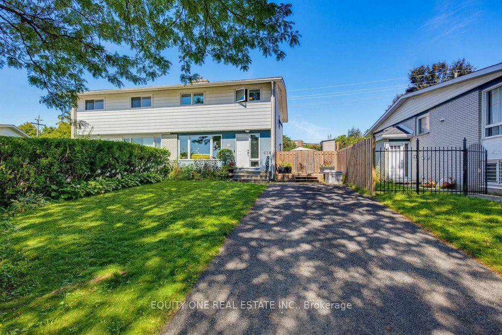 Photo 4 of 45 Southview Crescent, Ottawa, Borden Farm/Stewart Farm/Carleton Heights/Parkwood Hills — HOMEH