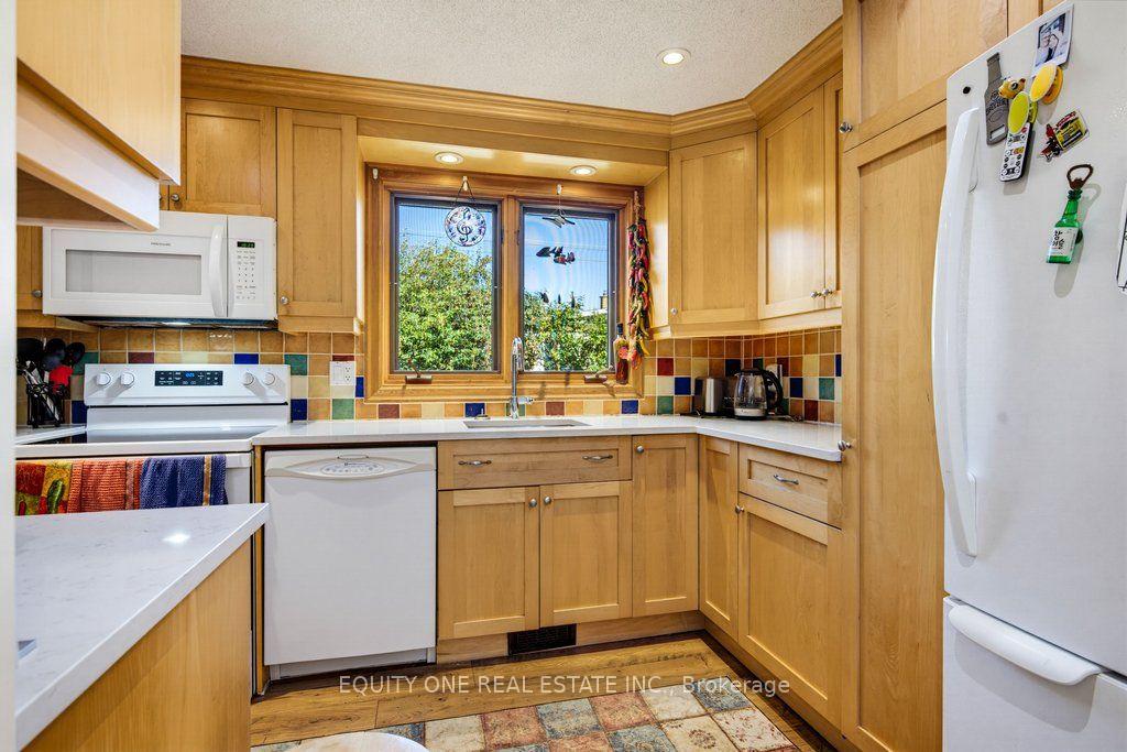 Photo 23 of 45 Southview Crescent, Ottawa, Borden Farm/Stewart Farm/Carleton Heights/Parkwood Hills — HOMEH
