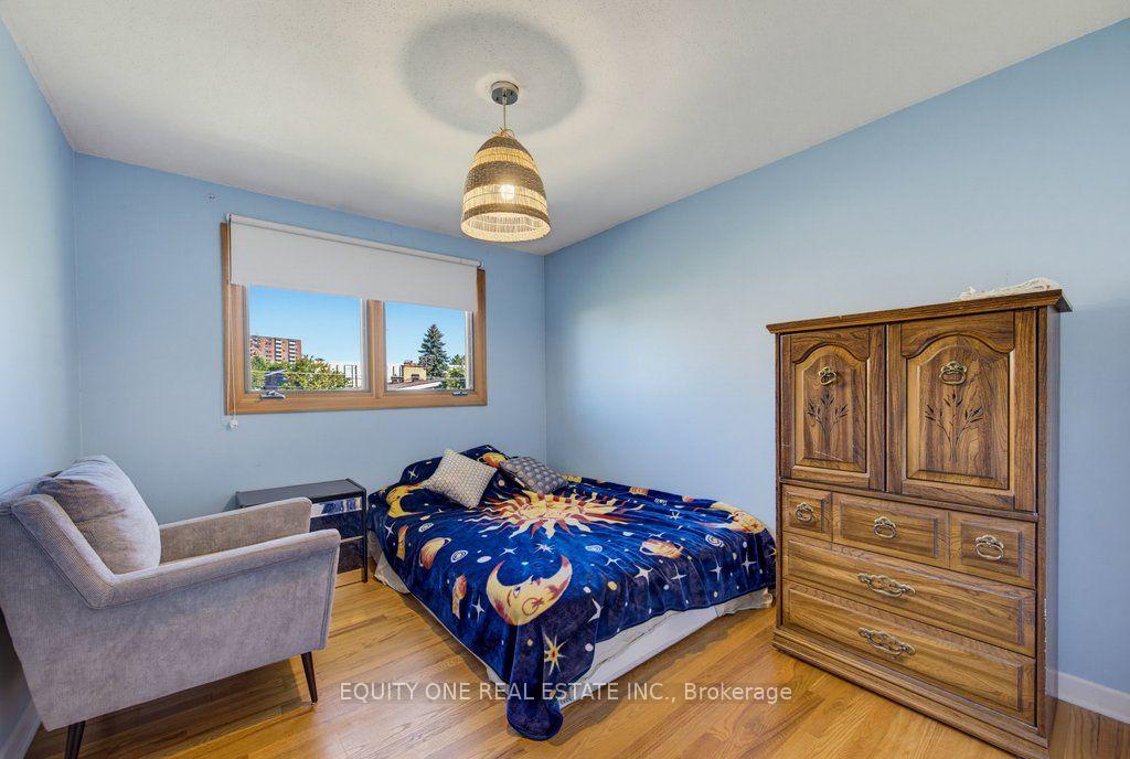 Photo 28 of 45 Southview Crescent, Ottawa, Borden Farm/Stewart Farm/Carleton Heights/Parkwood Hills — HOMEH