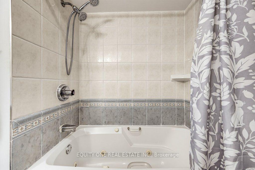 Photo 32 of 45 Southview Crescent, Ottawa, Borden Farm/Stewart Farm/Carleton Heights/Parkwood Hills — HOMEH