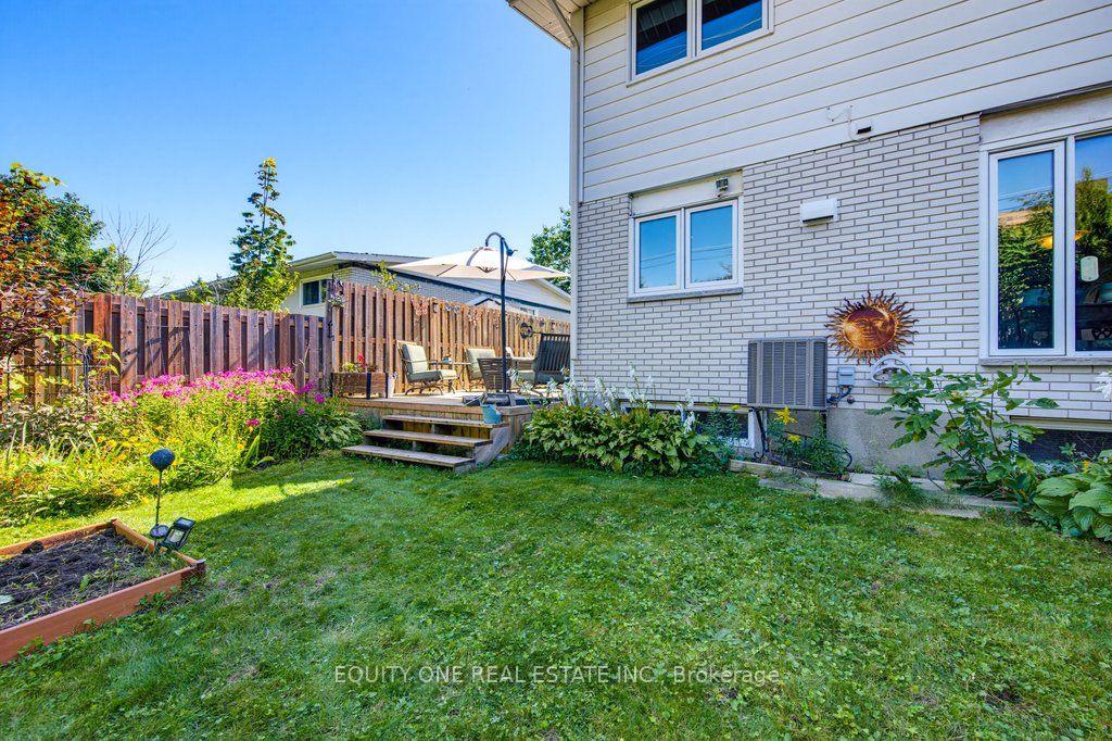 Photo 42 of 45 Southview Crescent, Ottawa, Borden Farm/Stewart Farm/Carleton Heights/Parkwood Hills — HOMEH