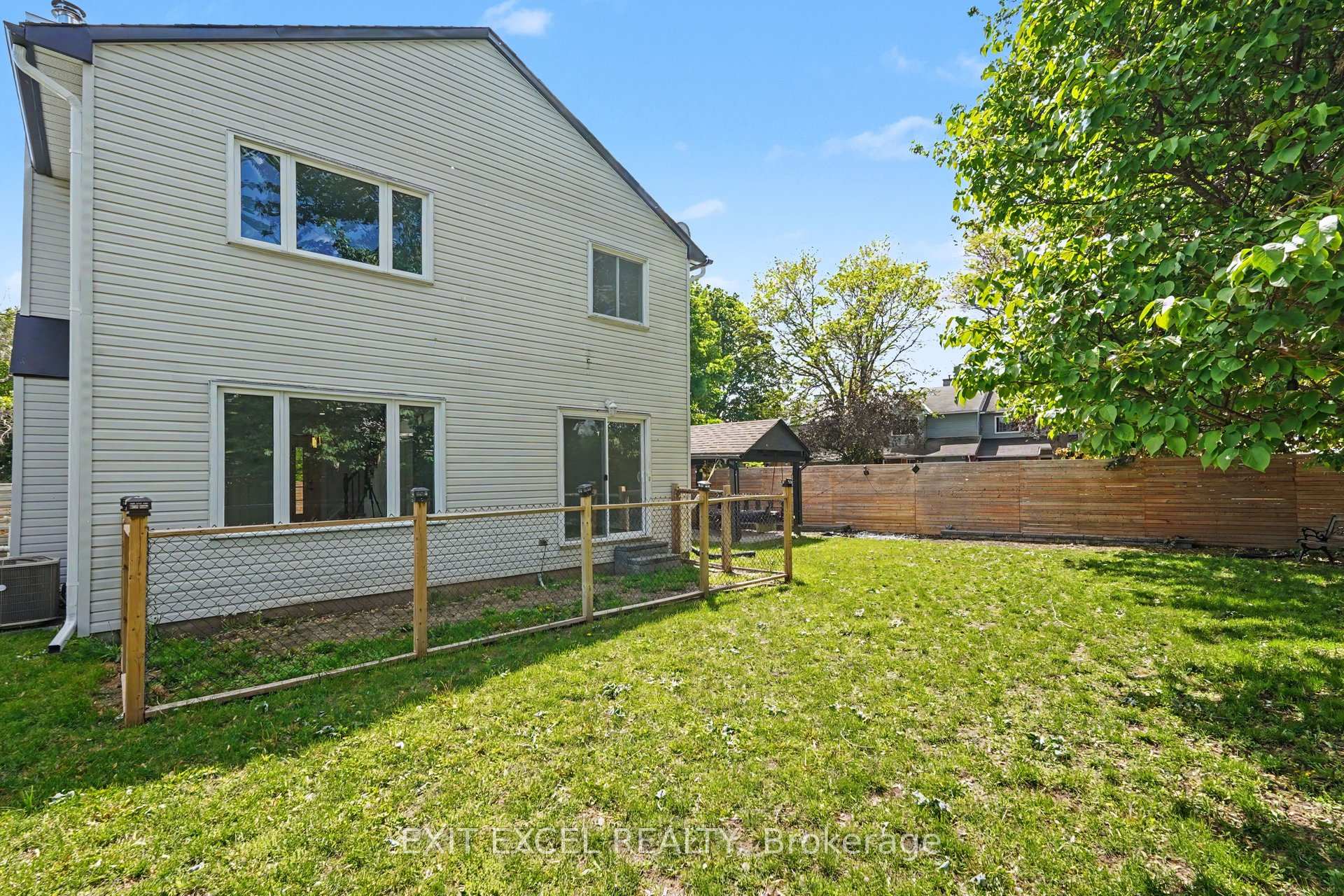 Photo 28 of 16 Lima Way, Ottawa, Barrhaven - Cedargrove/Fraserdale — HOMEH