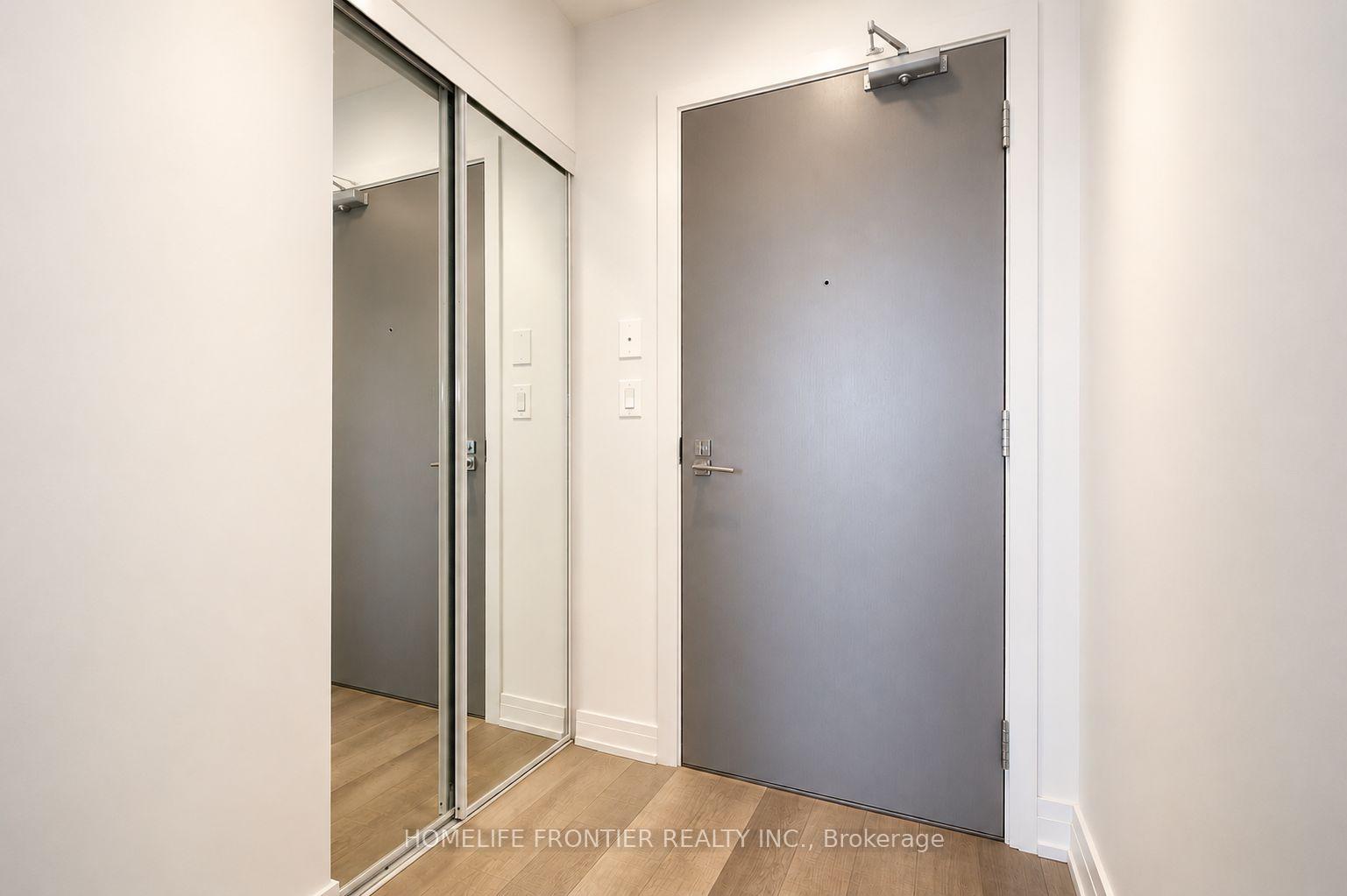 Photo 2 of Unit 1810, 7165 Yonge Street, Markham, Grandview — HOMEH