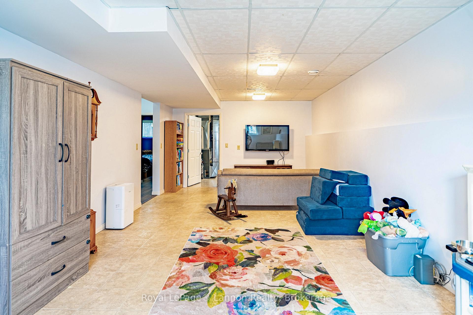 Photo 19 of 82 Brent Street, Thunder Bay, Shuniah — HOMEH