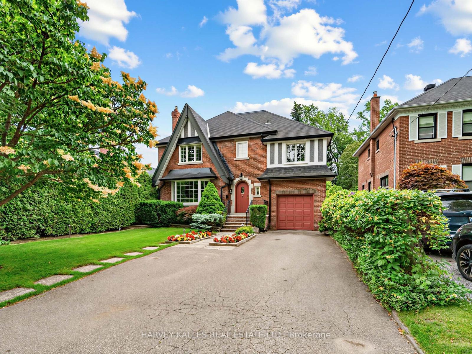 Front of 287 St. Leonard's Avenue