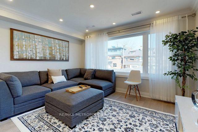 Photo 15 of Unit 2nd & 3rd Floor, 41 Beatrice Street, Toronto, Trinity-Bellwoods — HOMEH