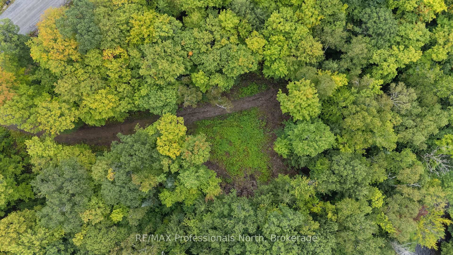 Photo of 1211 Hawk Valley Road