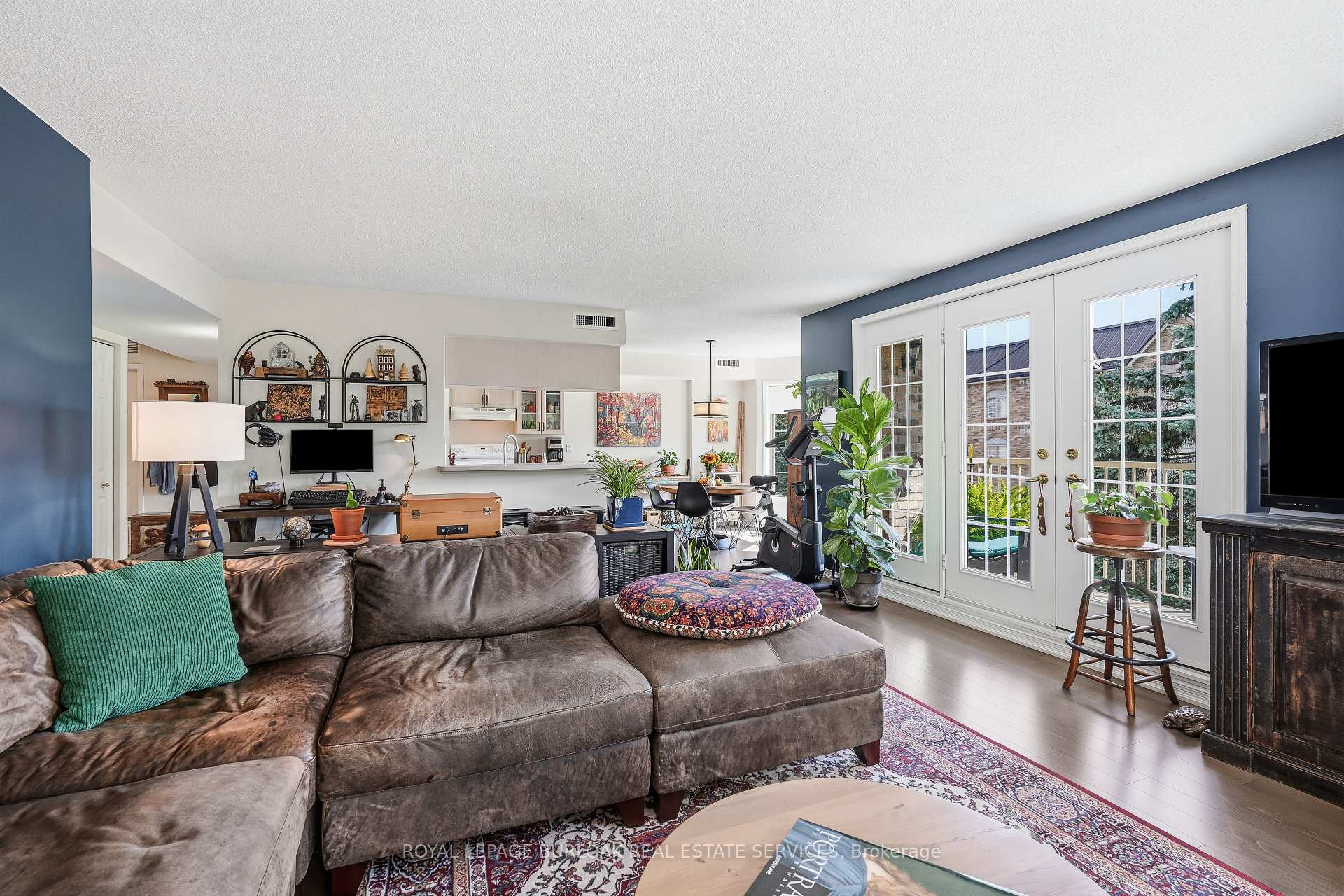 Photo 11 of Unit 302, 216A Plains Road W, Burlington, LaSalle — HOMEH