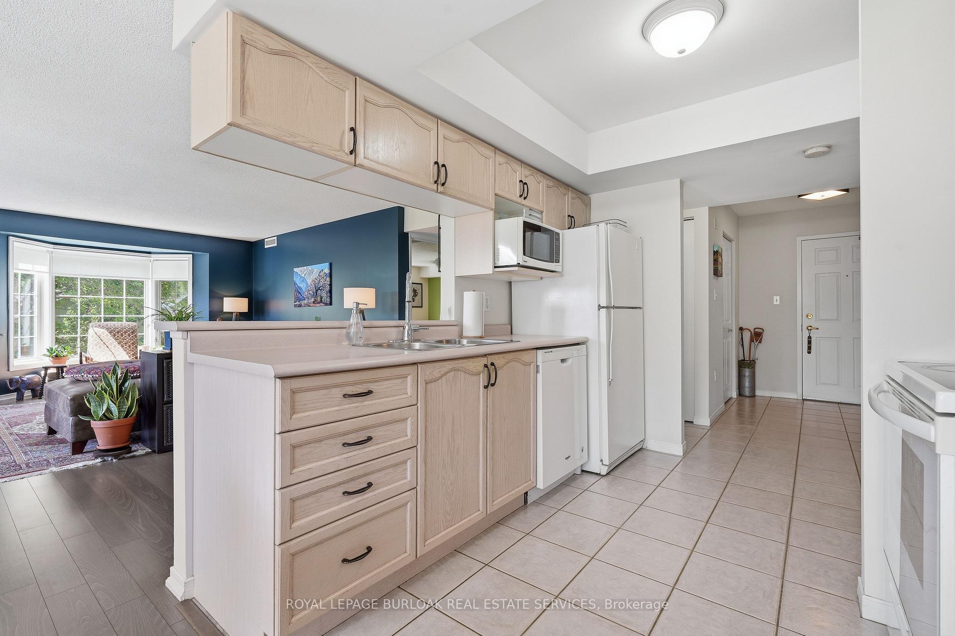 Photo 19 of Unit 302, 216A Plains Road W, Burlington, LaSalle — HOMEH