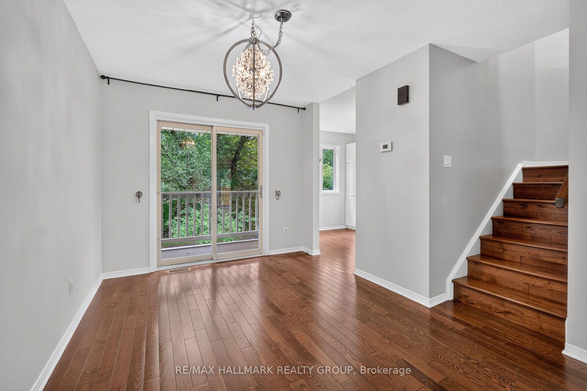 Photo 10 of 1427 Forge Street, Ottawa, Sawmill Creek/Timbermill — HOMEH