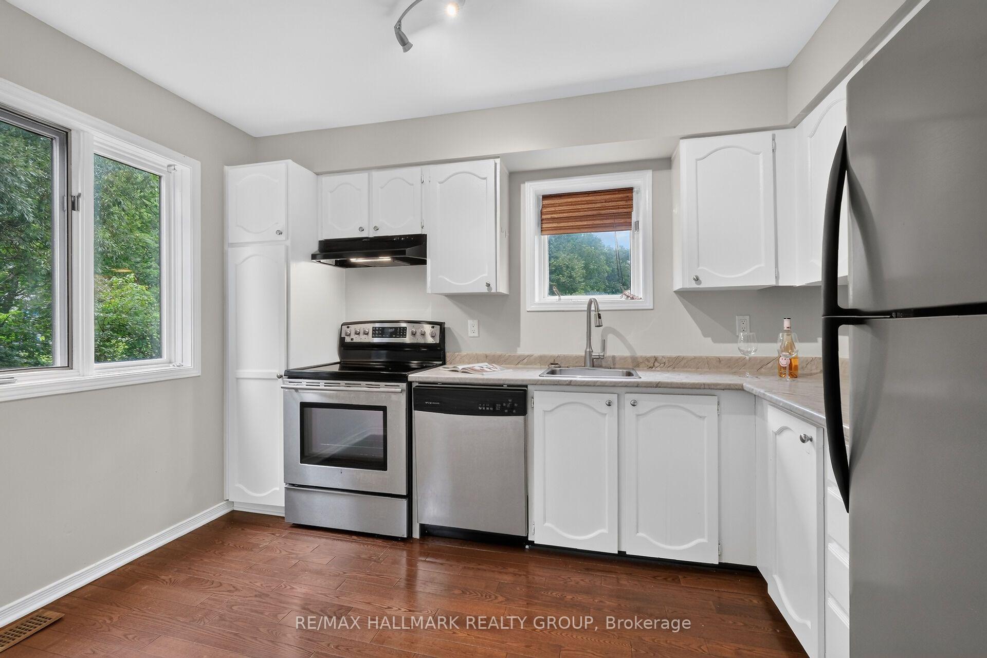 Photo 13 of 1427 Forge Street, Ottawa, Sawmill Creek/Timbermill — HOMEH
