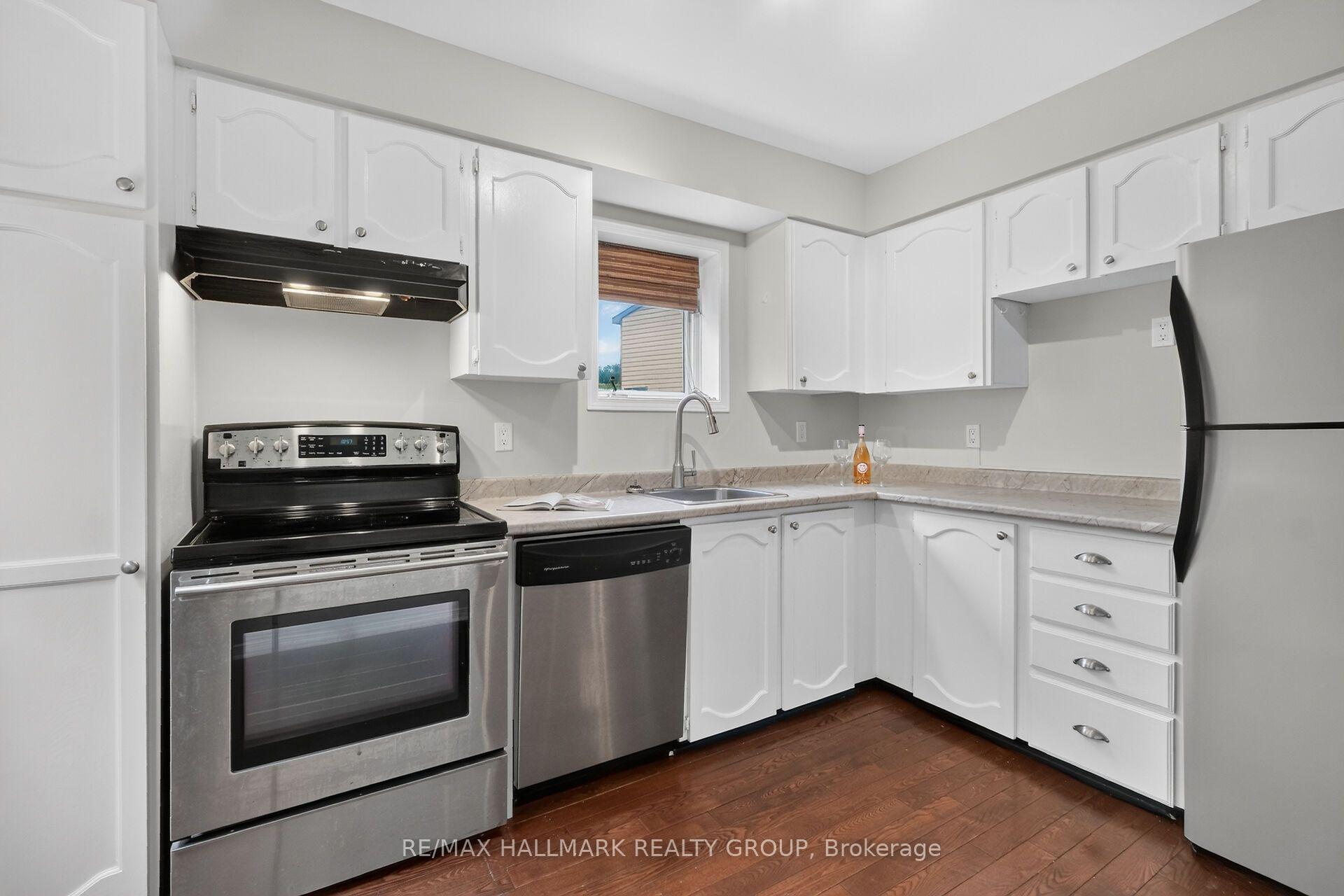 Photo 14 of 1427 Forge Street, Ottawa, Sawmill Creek/Timbermill — HOMEH