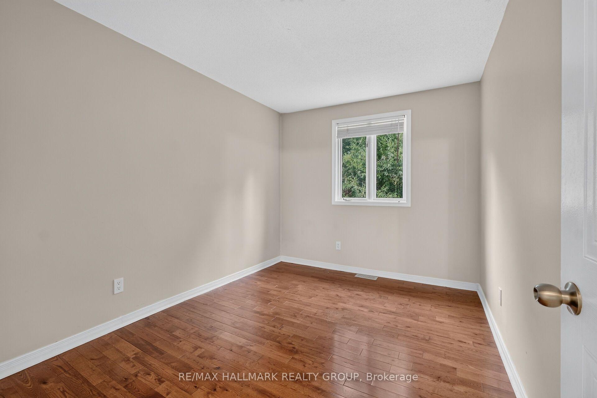 Photo 18 of 1427 Forge Street, Ottawa, Sawmill Creek/Timbermill — HOMEH