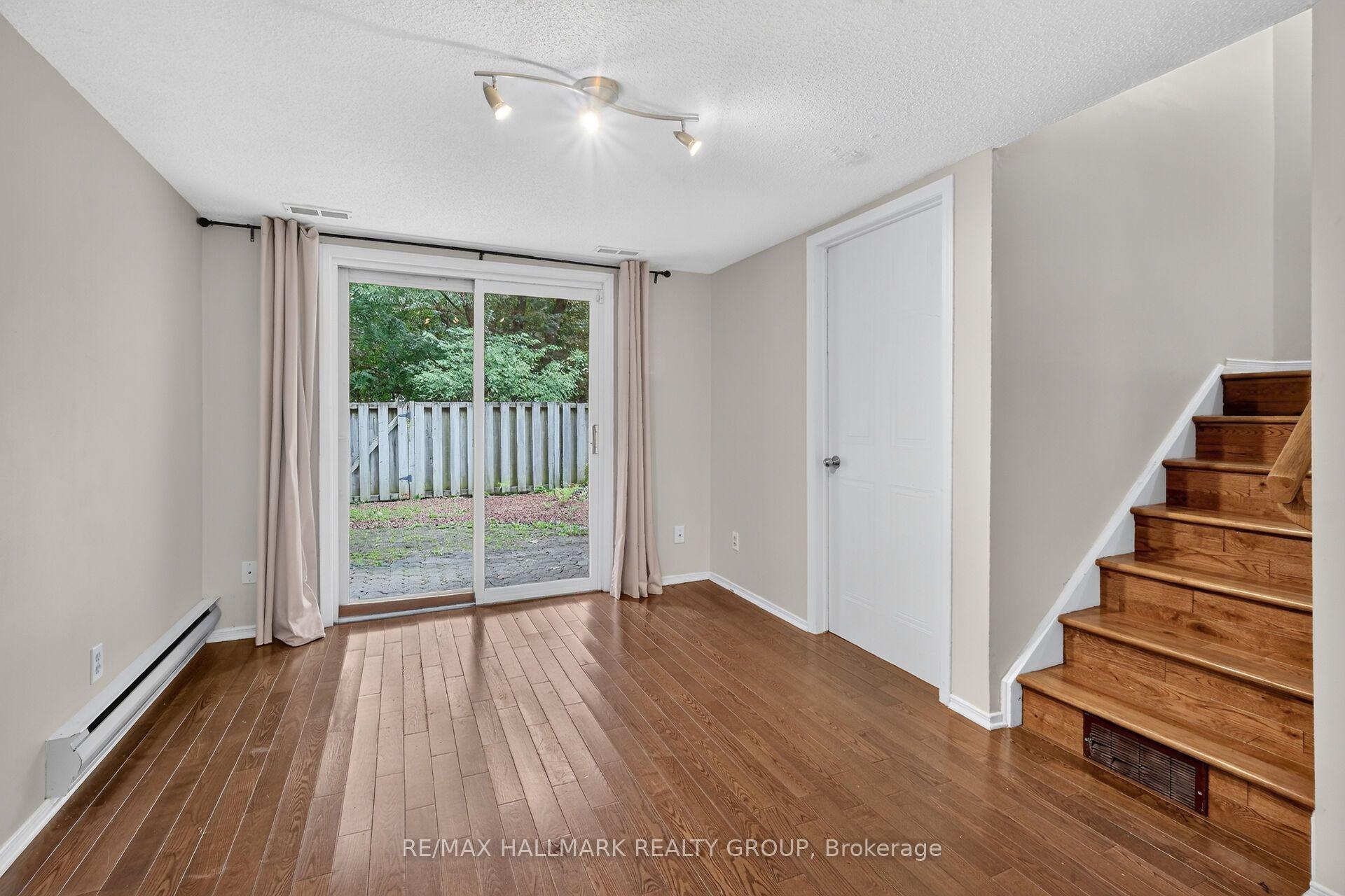 Photo 31 of 1427 Forge Street, Ottawa, Sawmill Creek/Timbermill — HOMEH