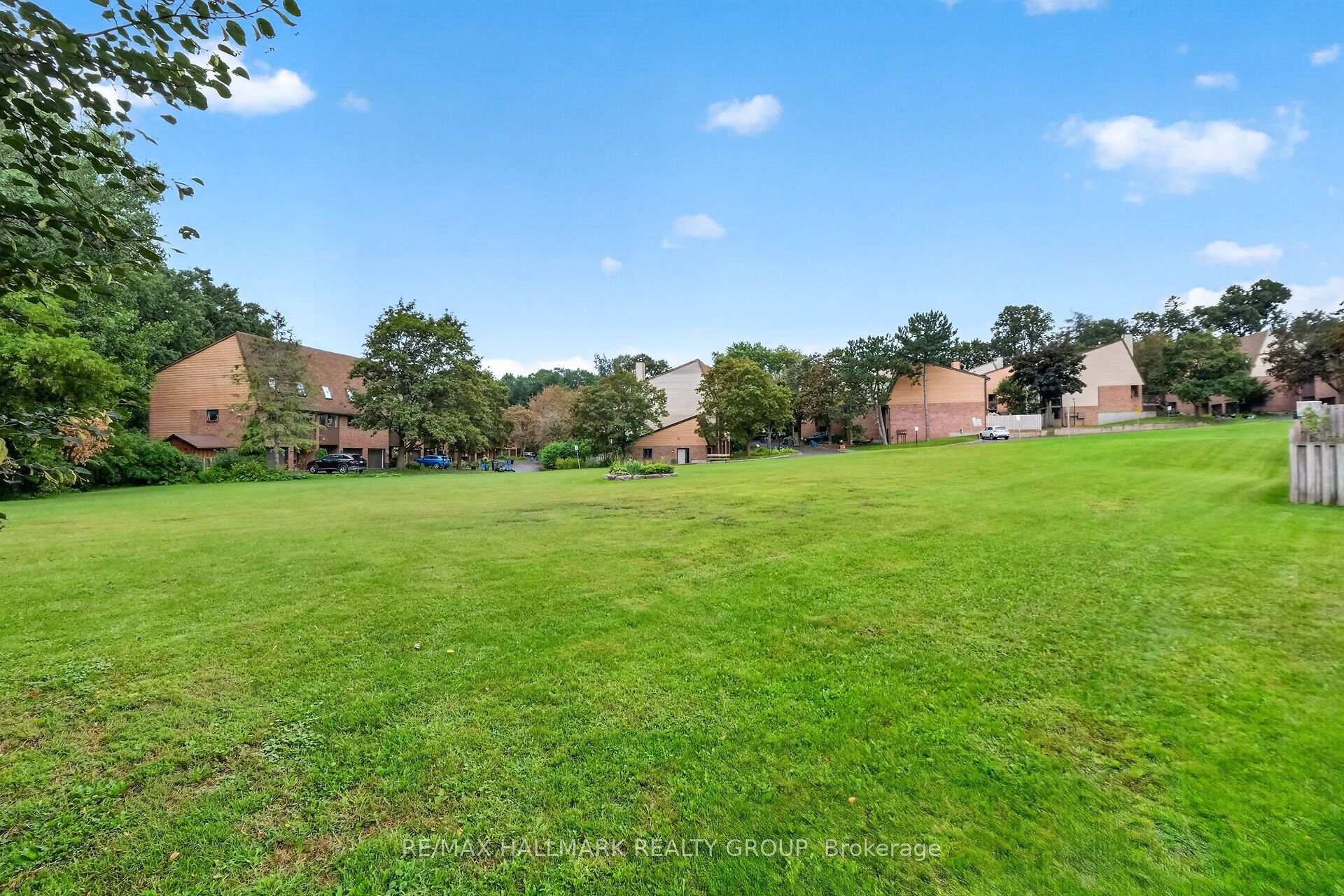 Photo 41 of 1427 Forge Street, Ottawa, Sawmill Creek/Timbermill — HOMEH