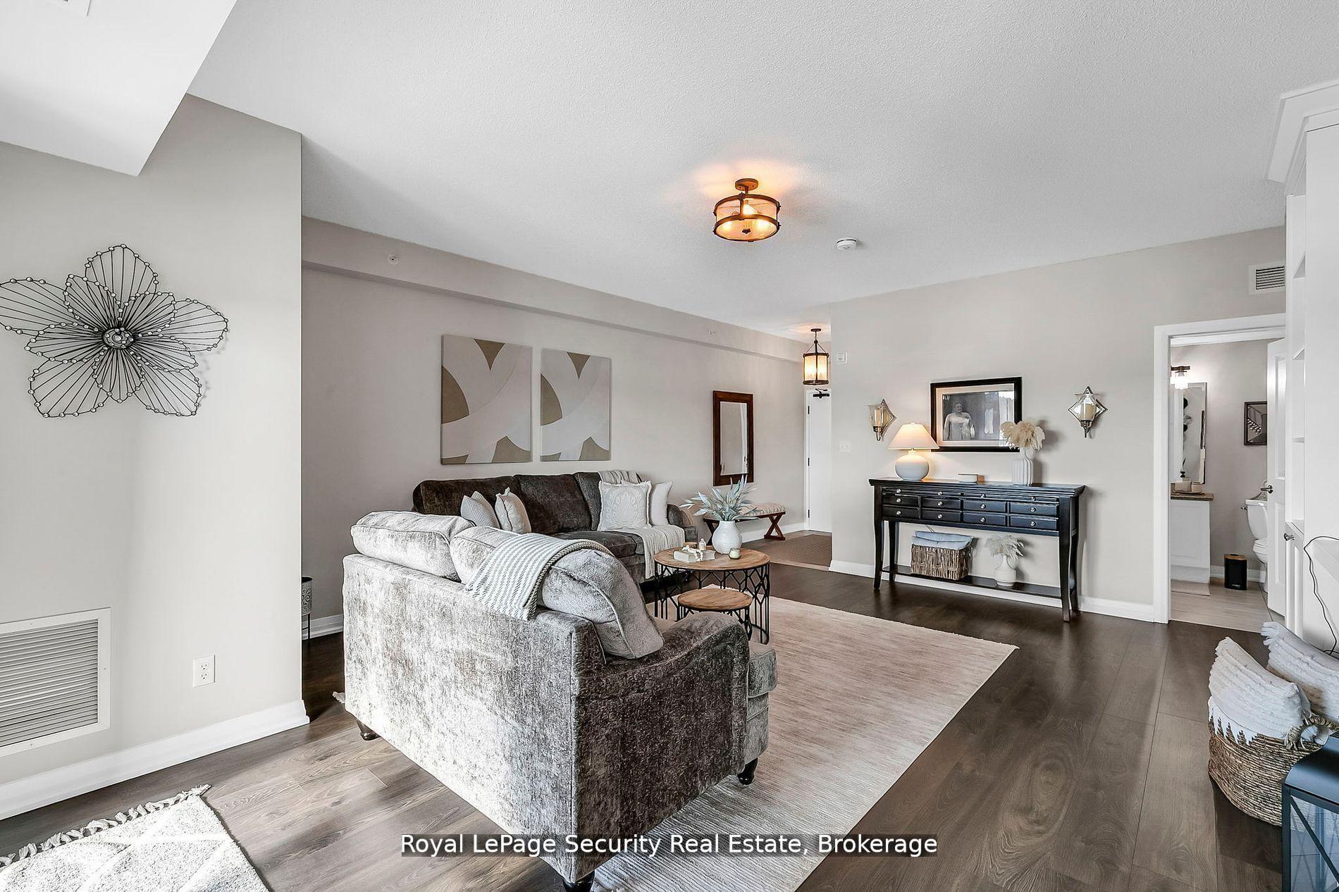 Photo 6 of Unit 217, 54 Koda Street, Barrie, Rural Barrie Southwest — HOMEH