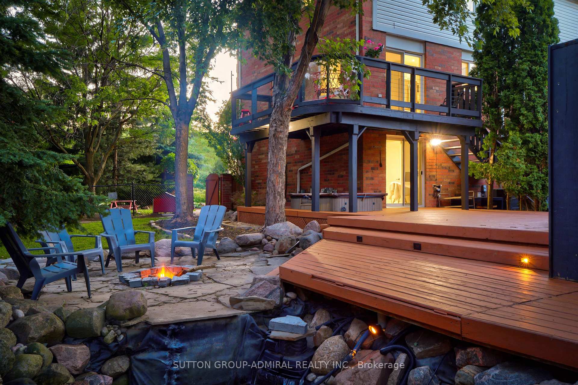 Photo 2 of 91 Ozner Court, Brampton, Fletcher's Meadow — HOMEH