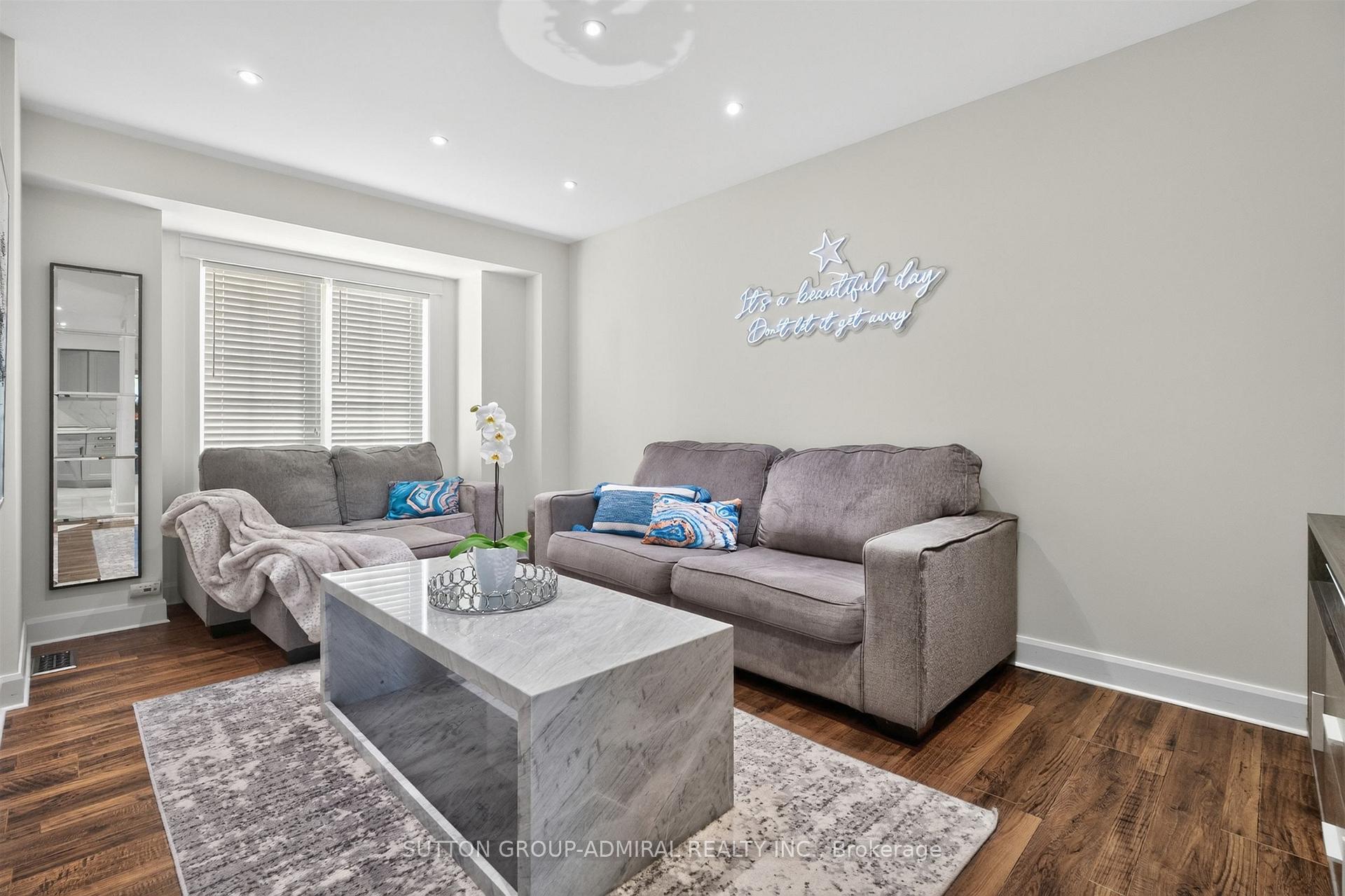 Photo 8 of 91 Ozner Court, Brampton, Fletcher's Meadow — HOMEH