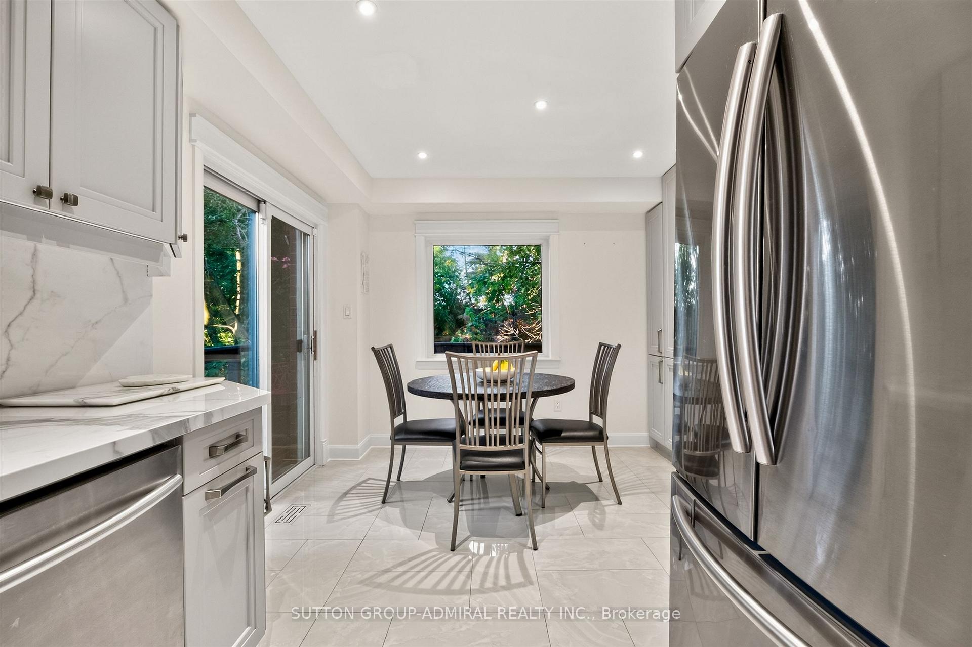 Photo 14 of 91 Ozner Court, Brampton, Fletcher's Meadow — HOMEH