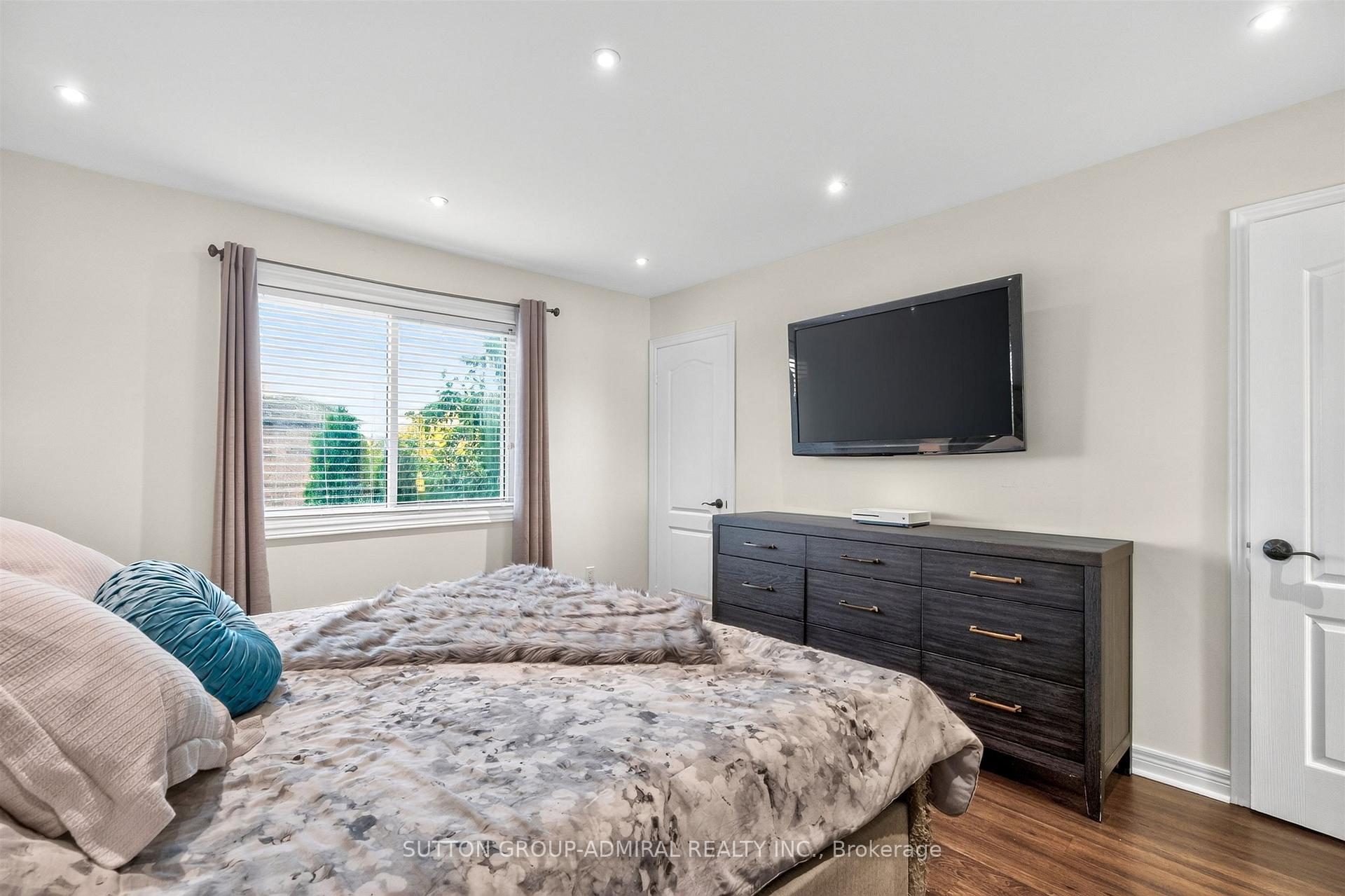 Photo 22 of 91 Ozner Court, Brampton, Fletcher's Meadow — HOMEH