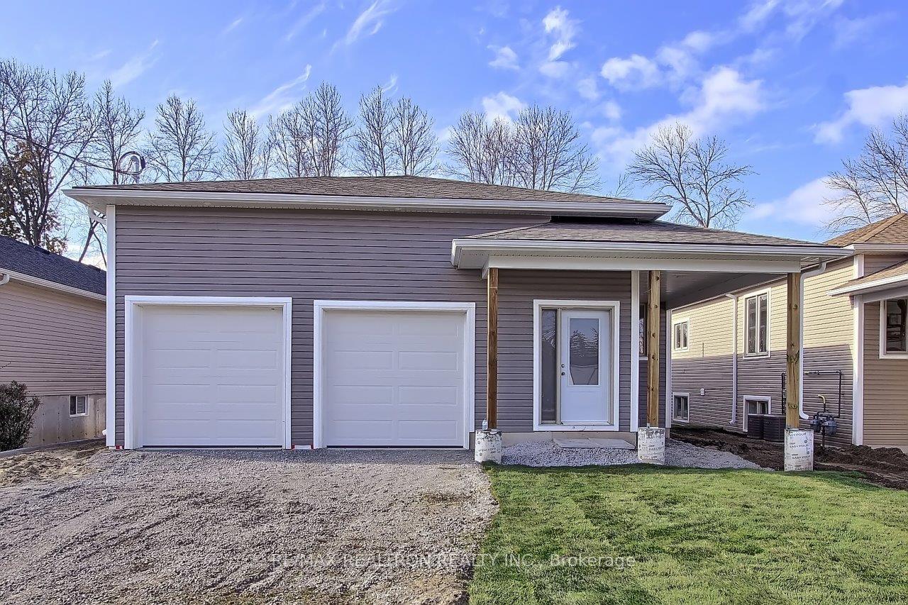 Photo 1 of 794 Rockaway Road, Georgina, Historic Lakeshore Communities — HOMEH