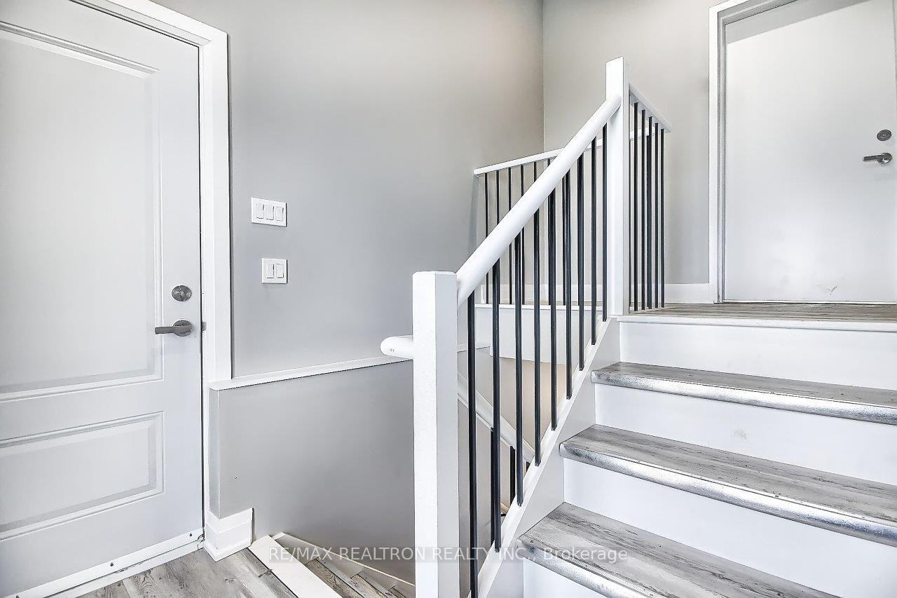 Photo 3 of 794 Rockaway Road, Georgina, Historic Lakeshore Communities — HOMEH
