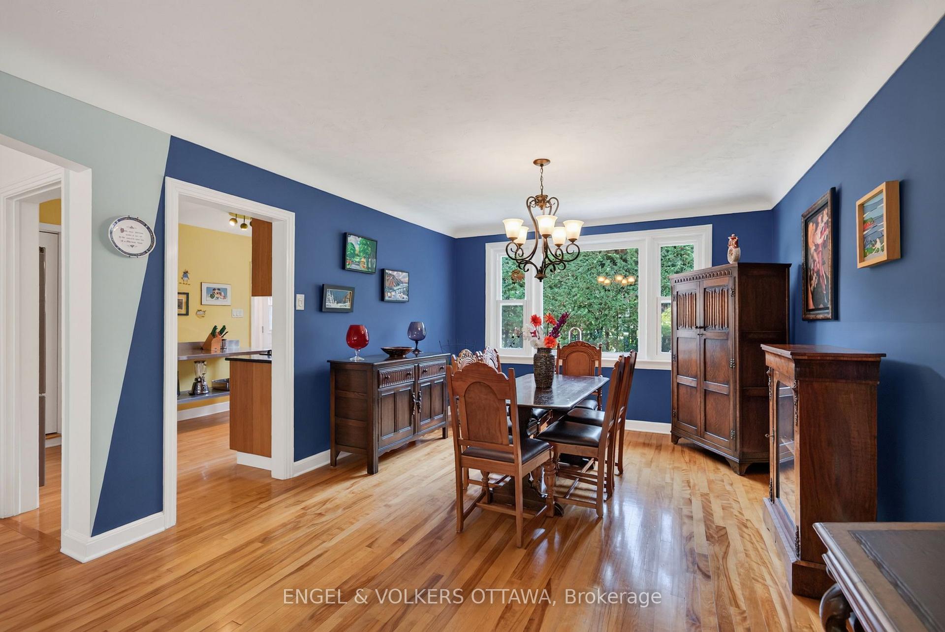 Photo 6 of 134 Rachael Avenue, Ottawa, Applewood Acres — HOMEH
