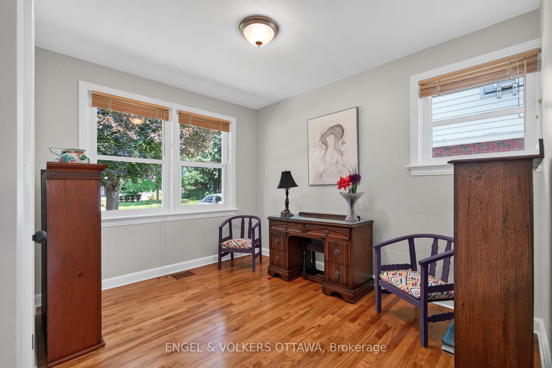 Photo 14 of 134 Rachael Avenue, Ottawa, Applewood Acres — HOMEH