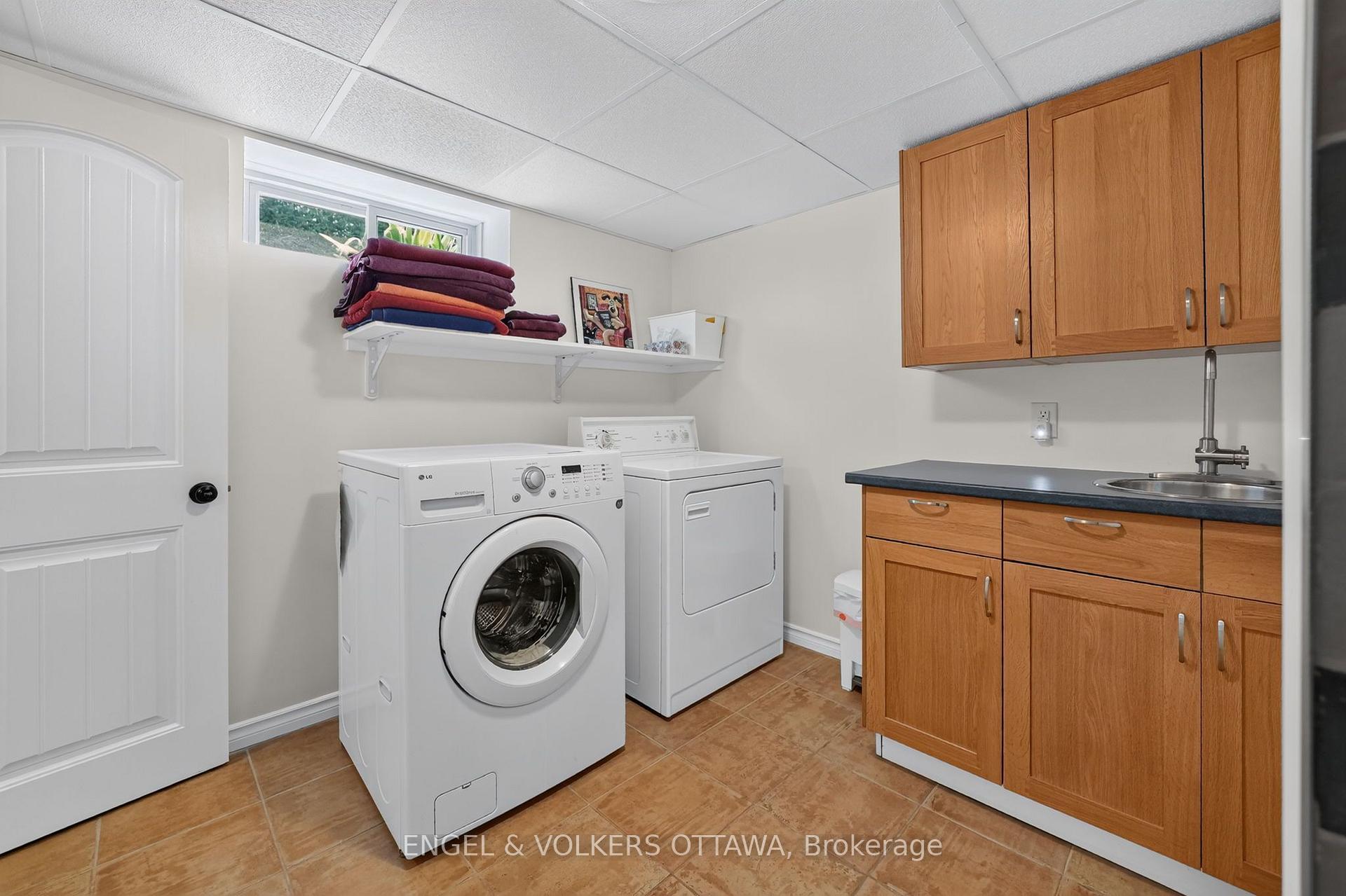 Photo 20 of 134 Rachael Avenue, Ottawa, Applewood Acres — HOMEH