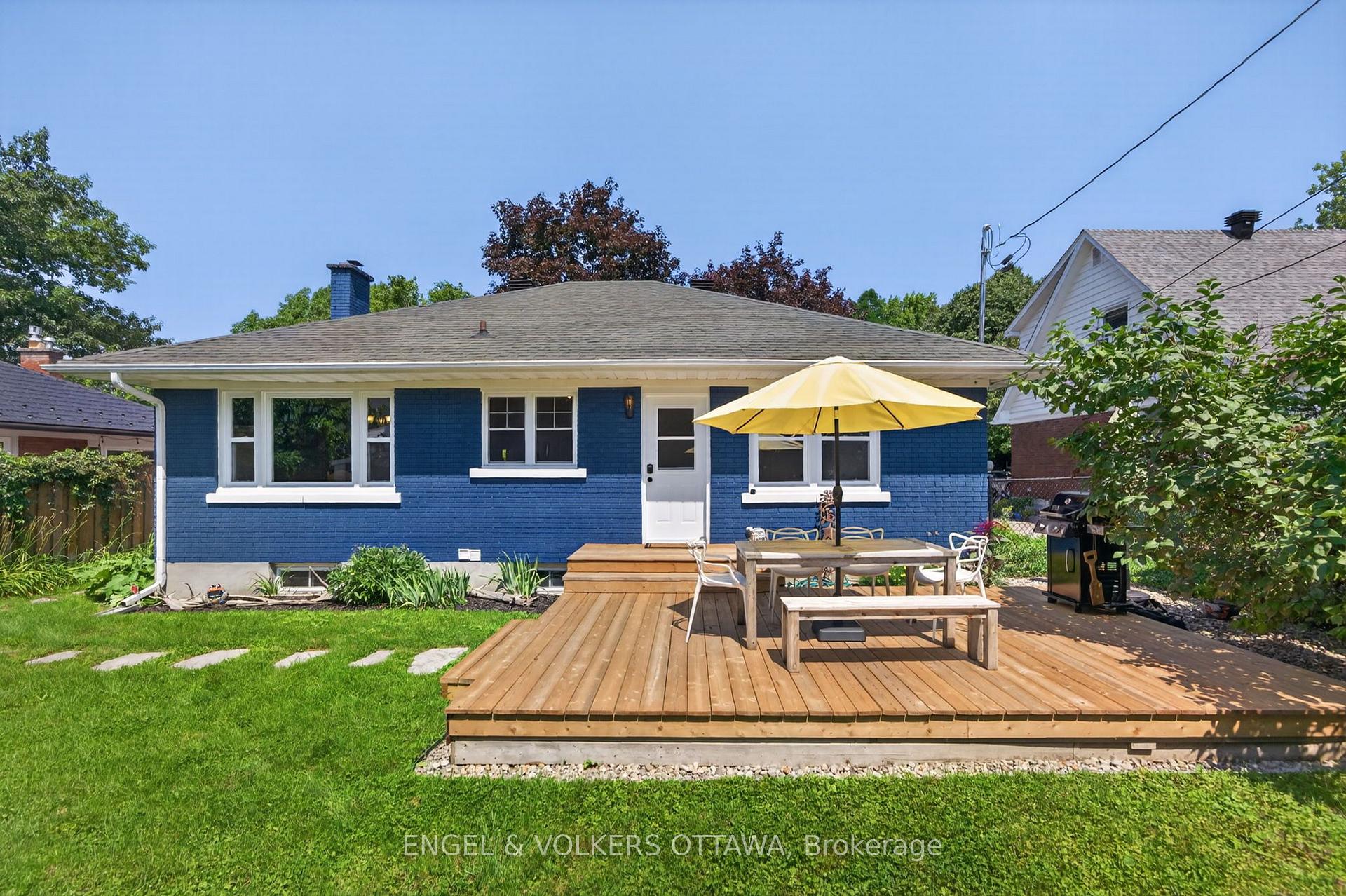 Photo 24 of 134 Rachael Avenue, Ottawa, Applewood Acres — HOMEH