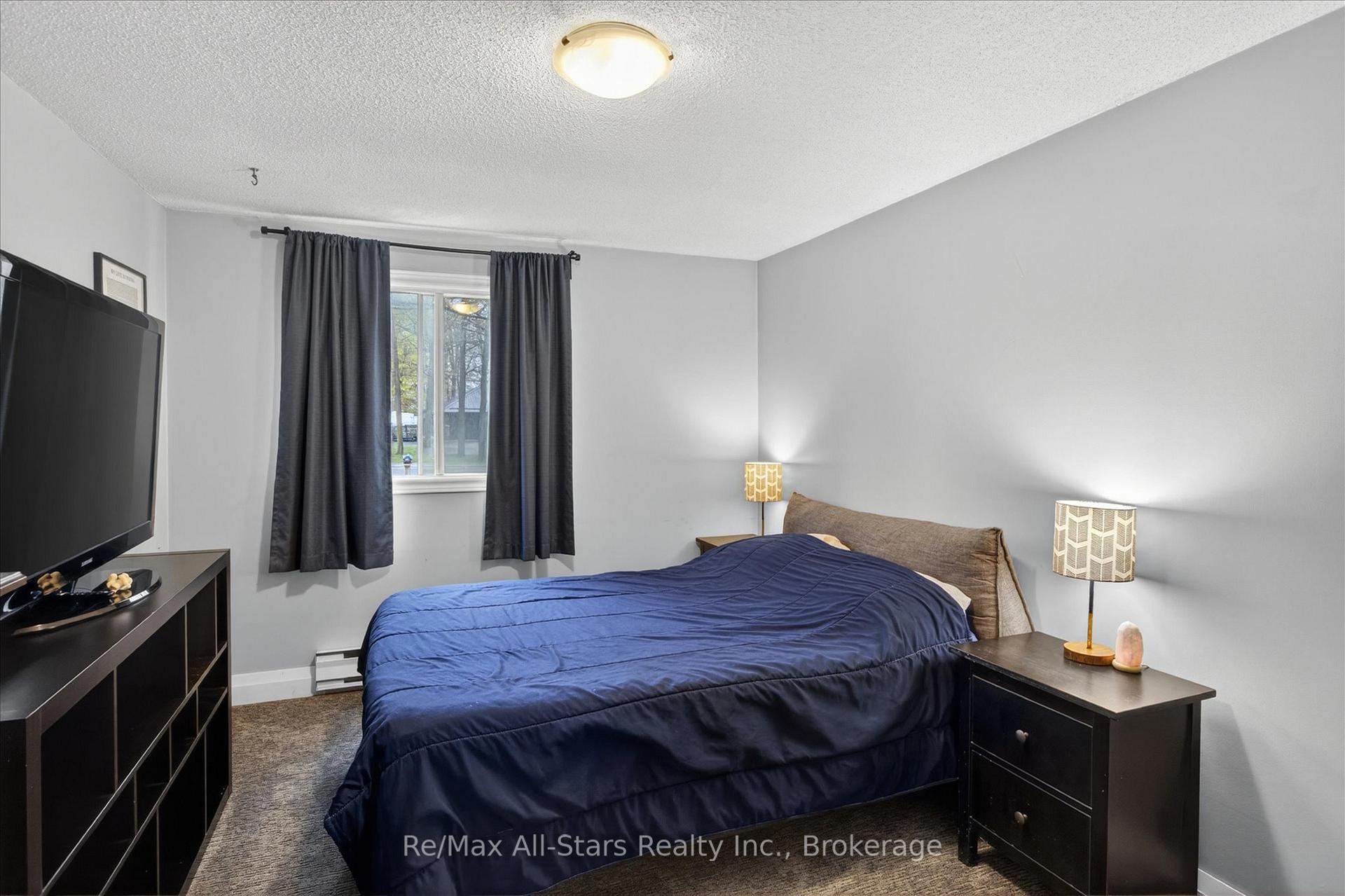 Photo 18 of 1558 Highway 7A, Kawartha Lakes, Manvers — HOMEH