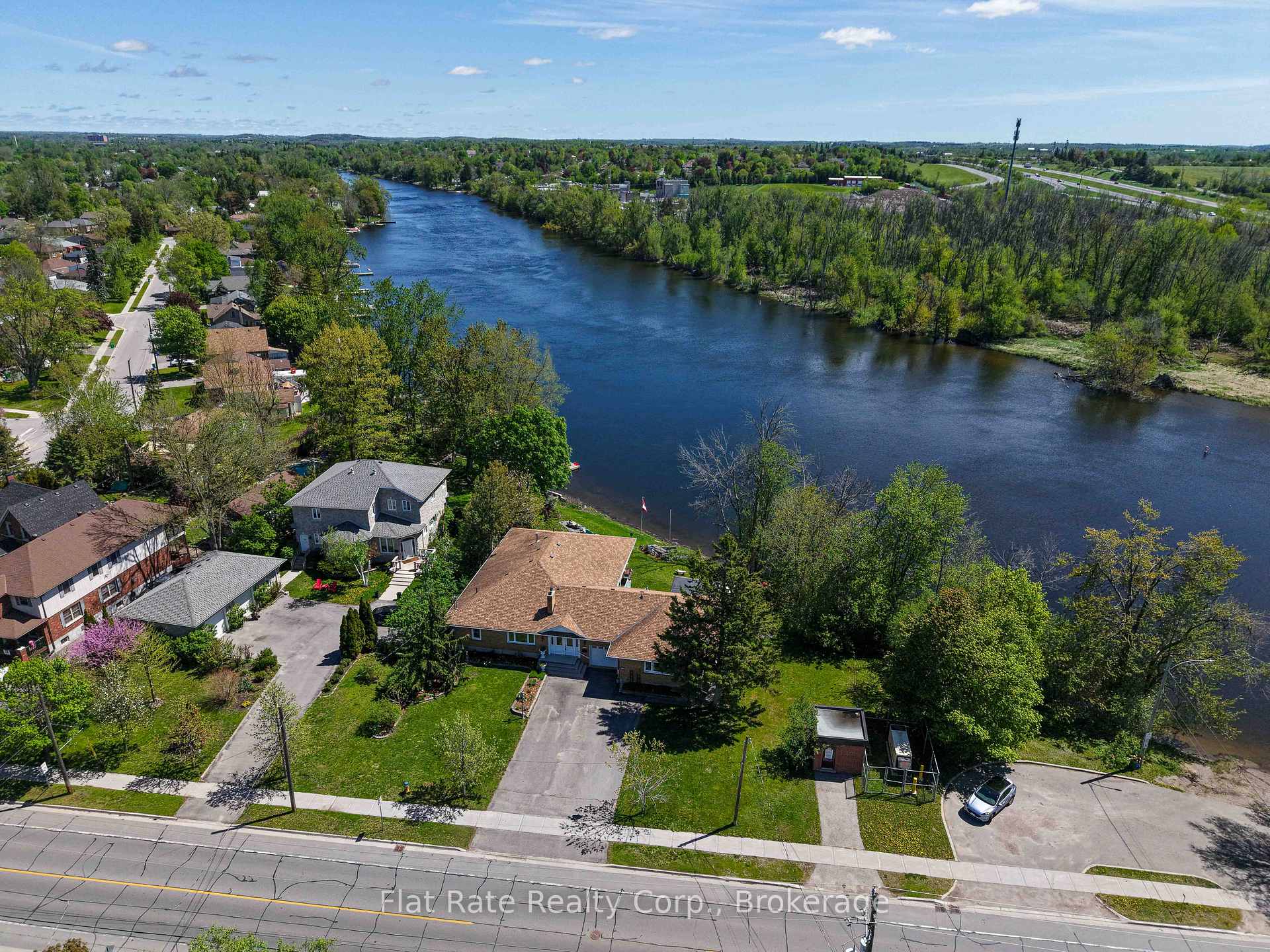 Photo 43 of 510 Monaghan Road, Peterborough, Otonabee Ward 1 — HOMEH