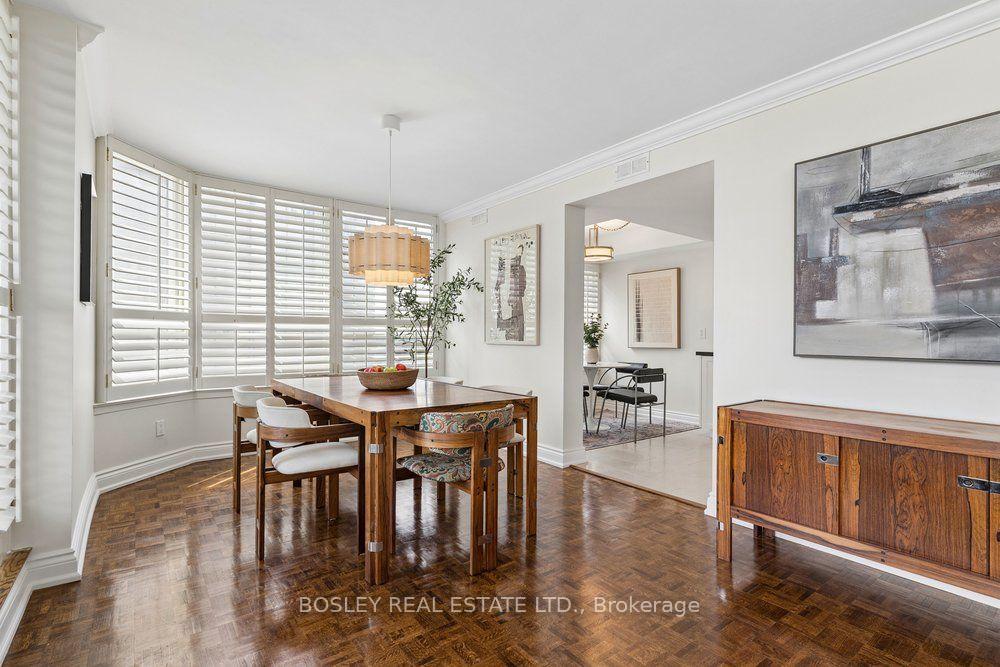 Photo 3 of Unit 915, 268 Ridley Boulevard, Toronto, Bedford Park-Nortown — HOMEH
