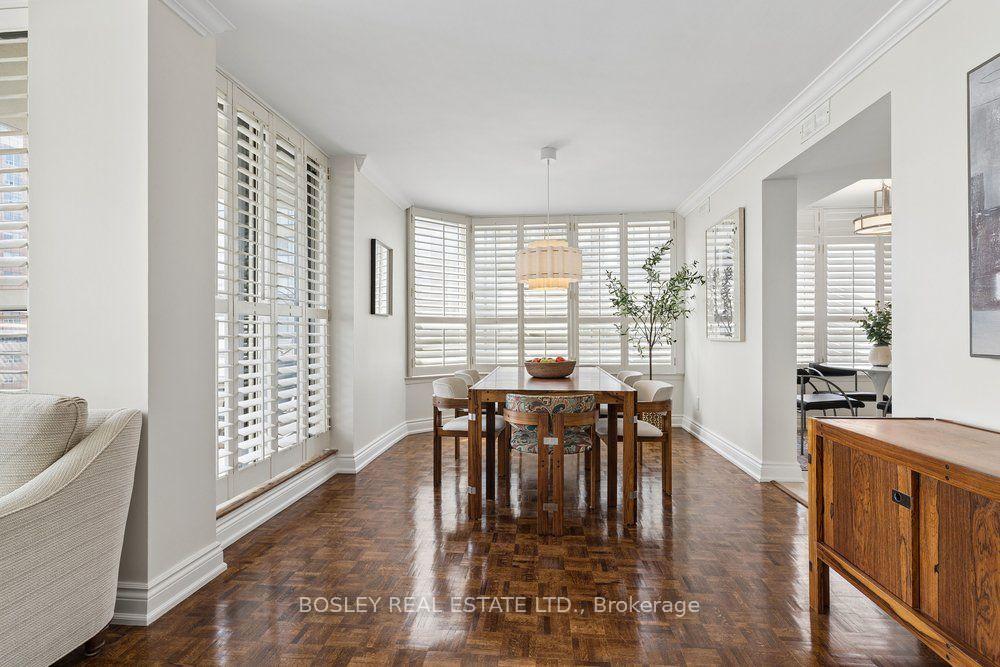 Photo 4 of Unit 915, 268 Ridley Boulevard, Toronto, Bedford Park-Nortown — HOMEH