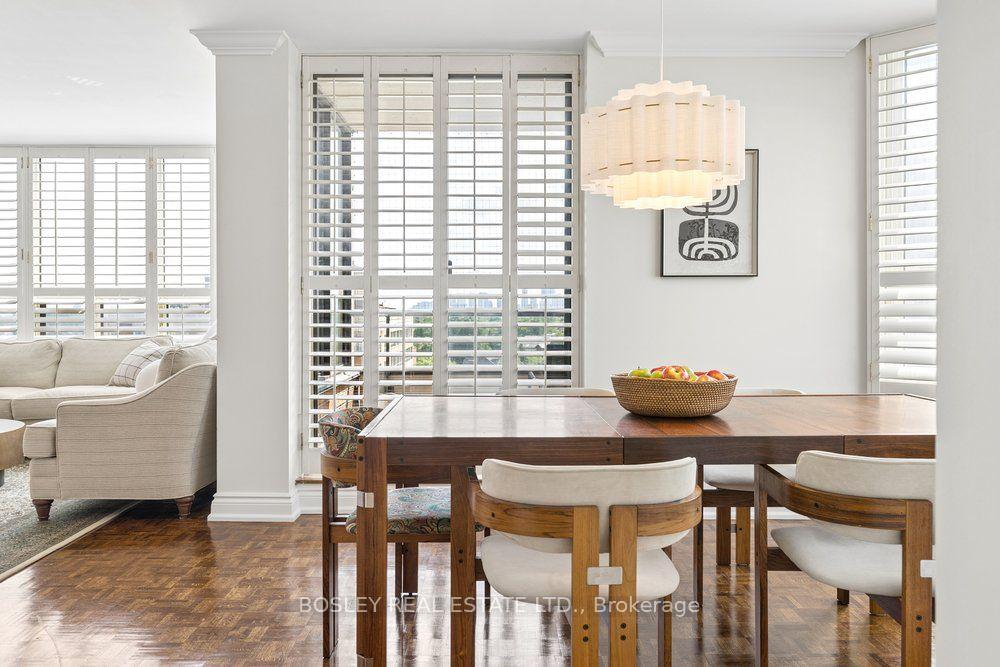 Photo 5 of Unit 915, 268 Ridley Boulevard, Toronto, Bedford Park-Nortown — HOMEH