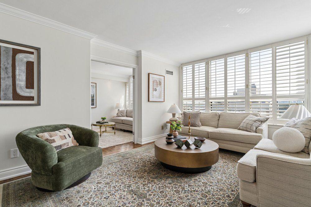 Photo 9 of Unit 915, 268 Ridley Boulevard, Toronto, Bedford Park-Nortown — HOMEH